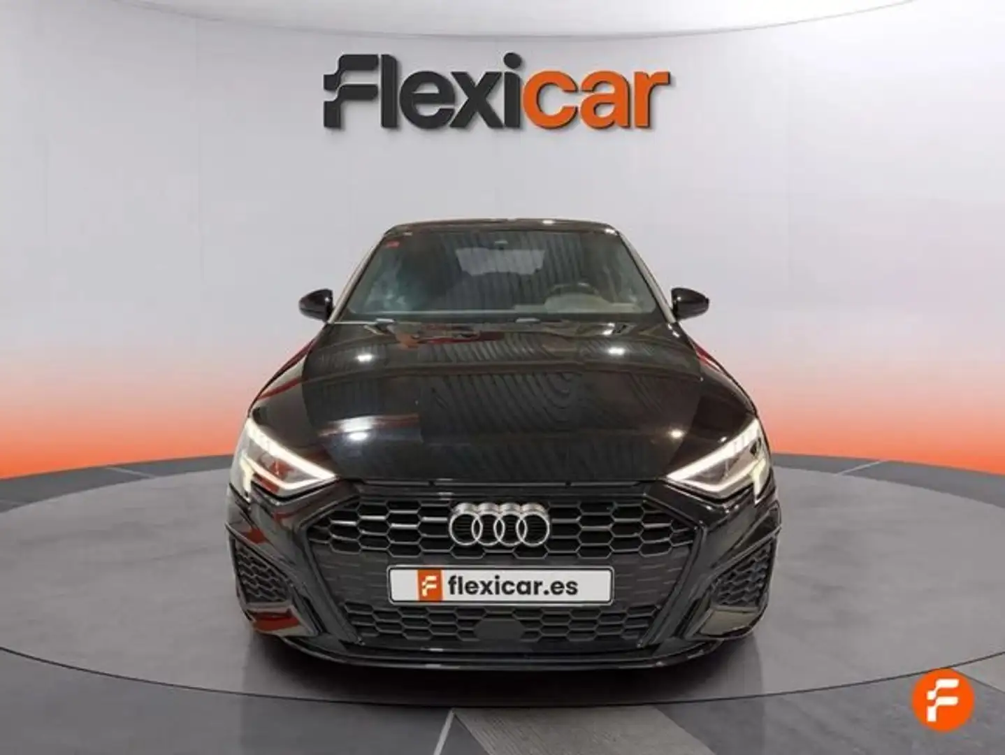 Audi A3 Sportback Black line 35 TFSI 110kW S tro Schwarz - 2