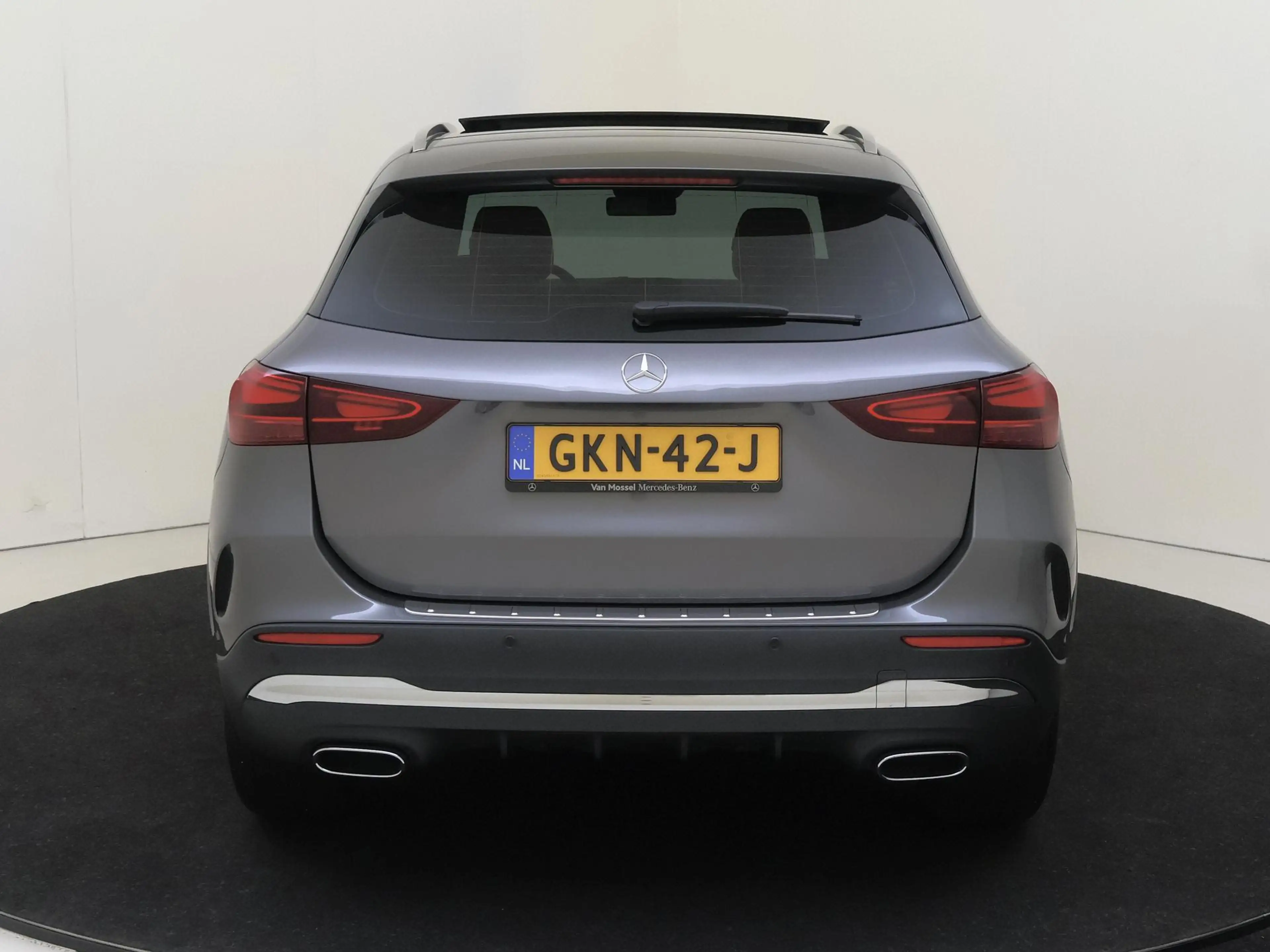 Mercedes-Benz GLA 250 e Star Edition AMG Line / Panoramadak/ Memory/ Car — photo 7