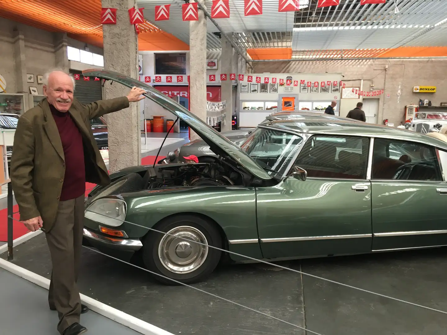Citroen DS 23 IE Pallas Verde - 2