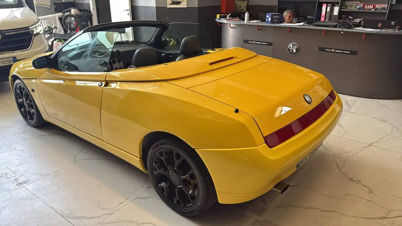 Alfa Romeo Spider 1995 2.0 ts 16v L Limited Edition, foto 2