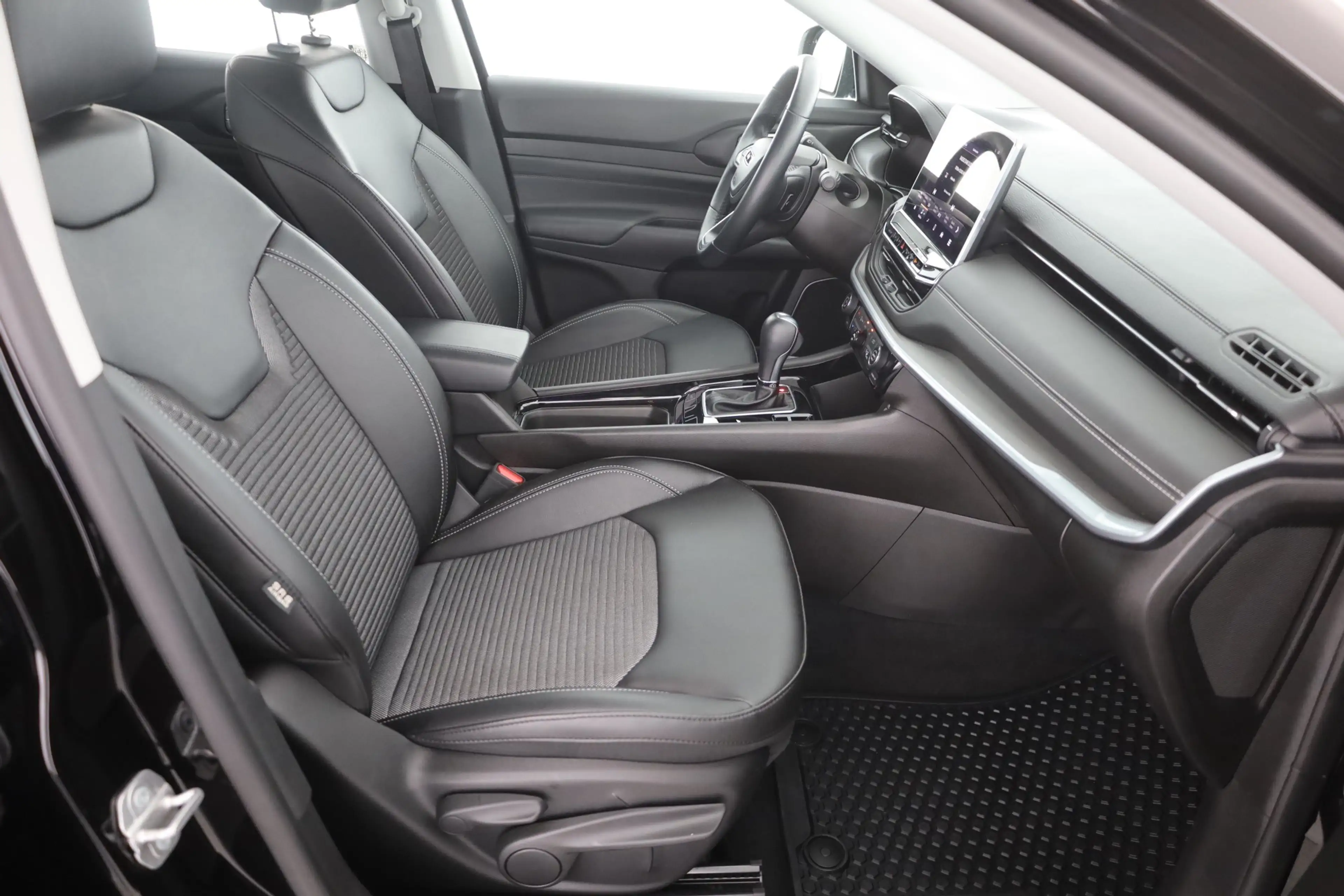 Jeep Compass 1.5 Mild-Hybrid Altitude LED 360° Kamera — photo 22
