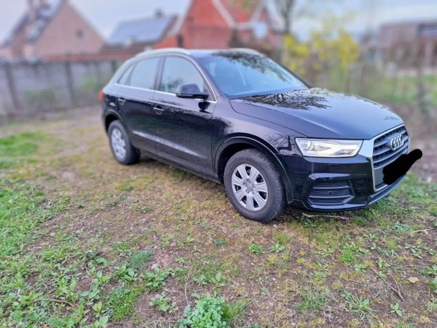 Audi Q3 Q3 1.4 TFSI  S tronic sport Zwart - 2