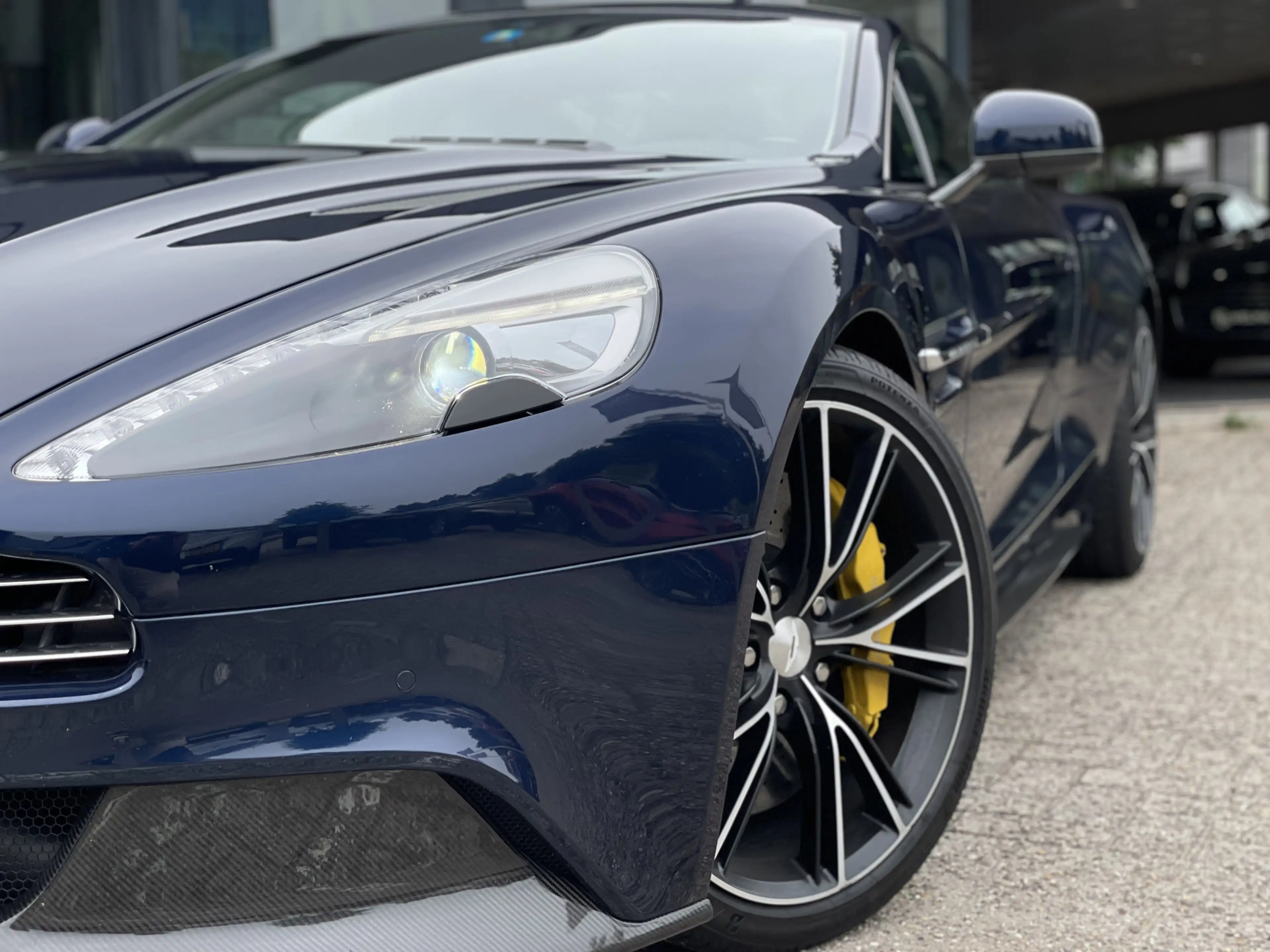 Aston Martin Vanquish 6.0 V12 Touchtronic Originele Zwitser | B&O audio — photo 10