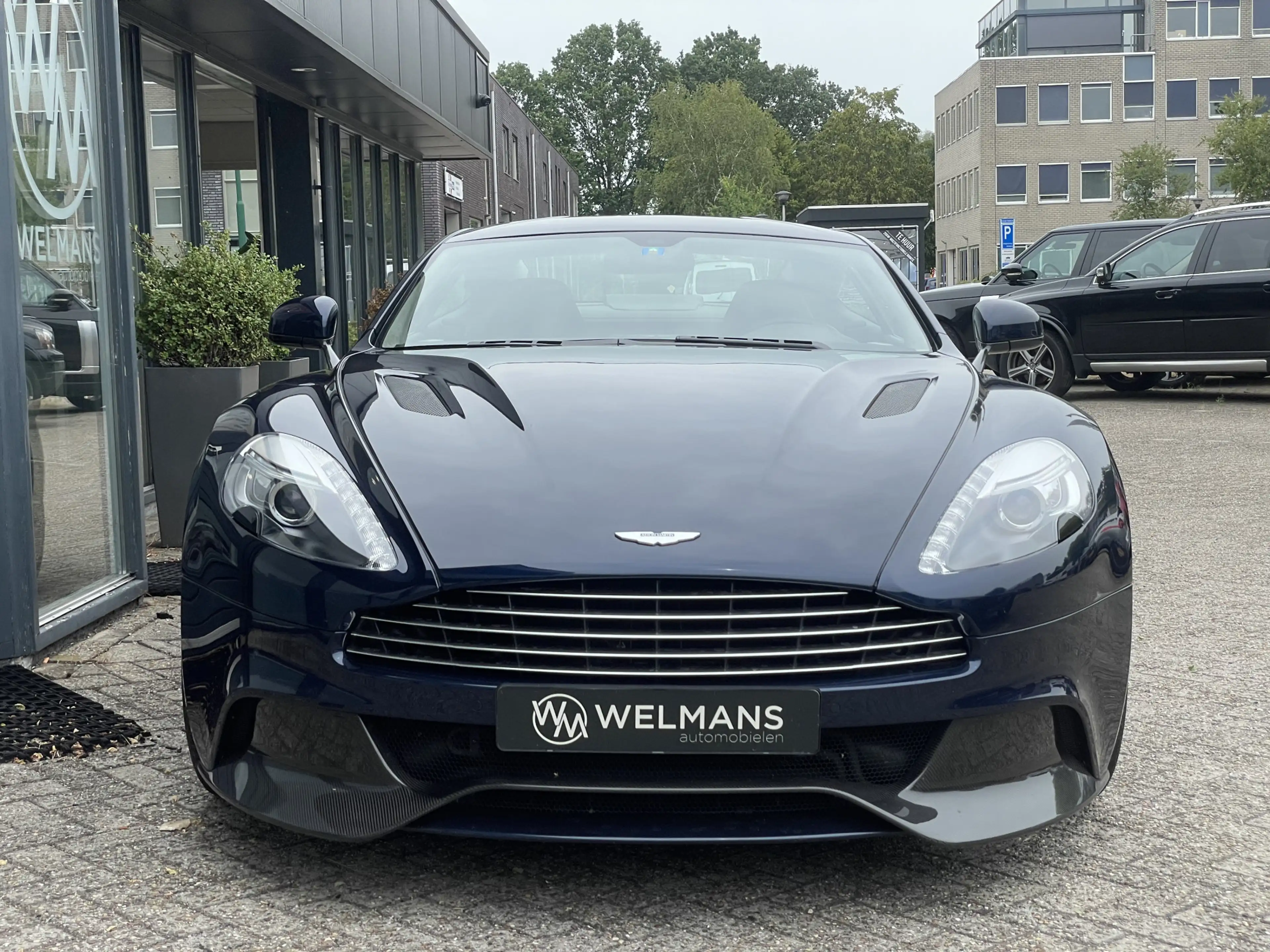 Aston Martin Vanquish 6.0 V12 Touchtronic Originele Zwitser | B&O audio — photo 4