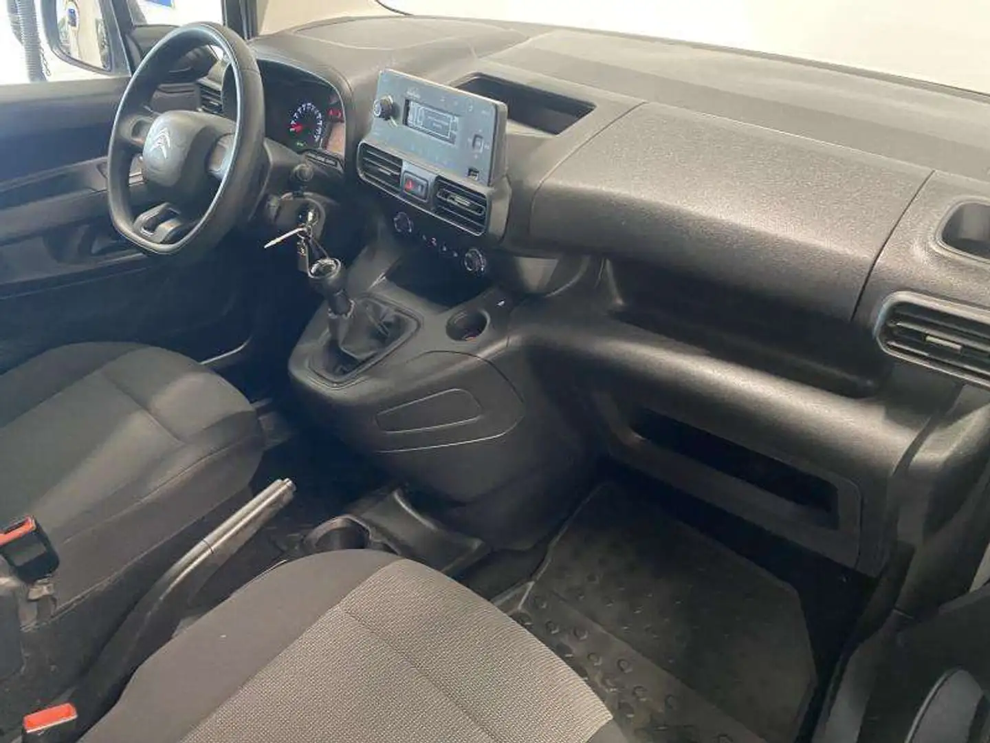 Citroen Berlingo IV Blanc - 2