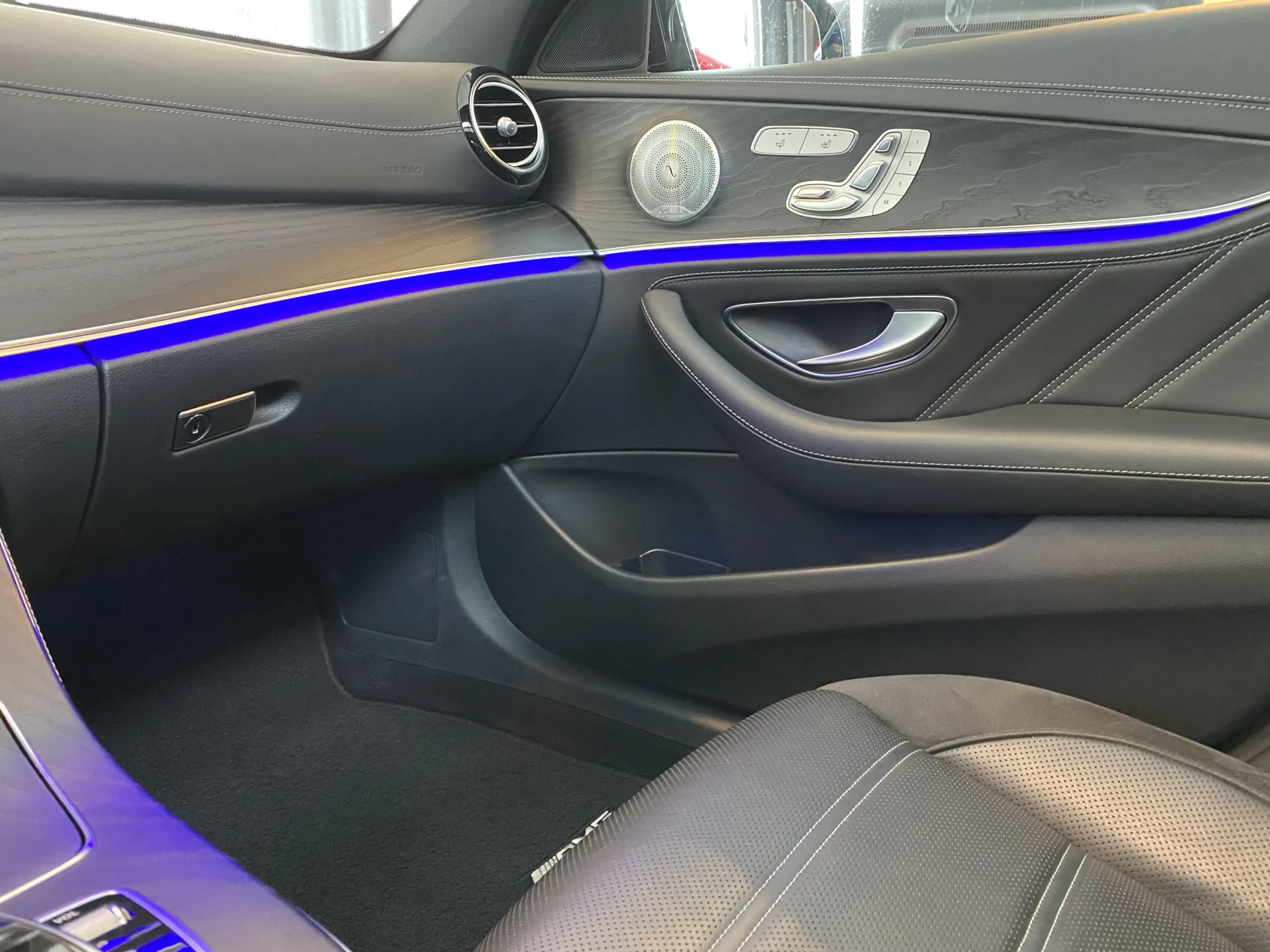 Mercedes-Benz E 63 AMG Sedan S 4MATIC Premium Plus | Panoramadak | Stoelm — photo 33