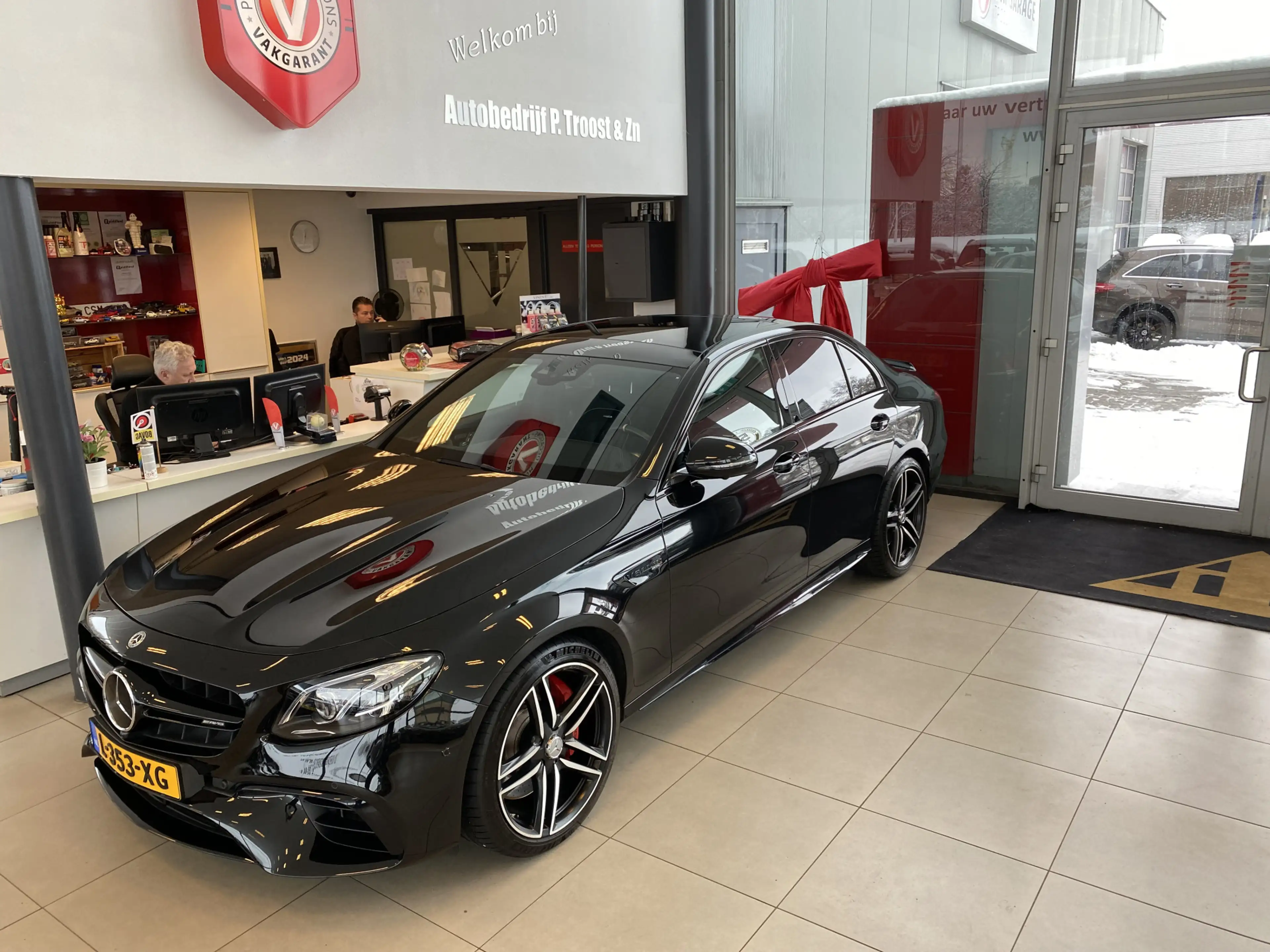 Mercedes-Benz E 63 AMG Sedan S 4MATIC Premium Plus | Panoramadak | Stoelm — photo 2