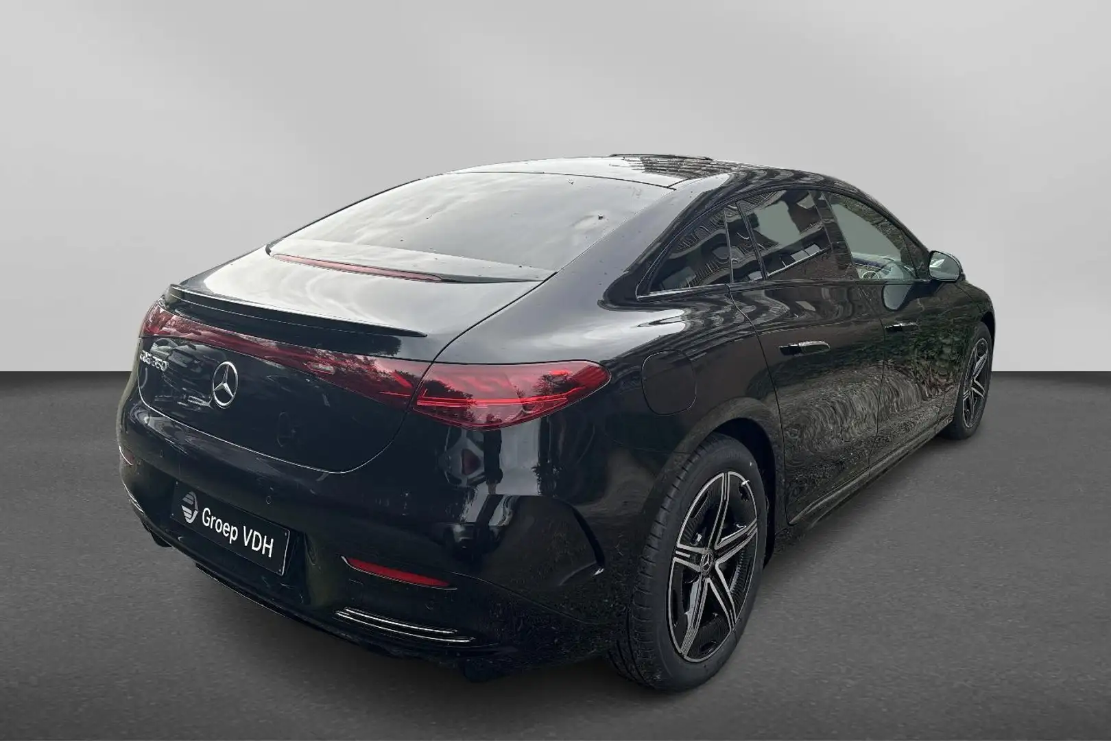 Mercedes-Benz EQE 350 Cars AMG Line Negru - 2