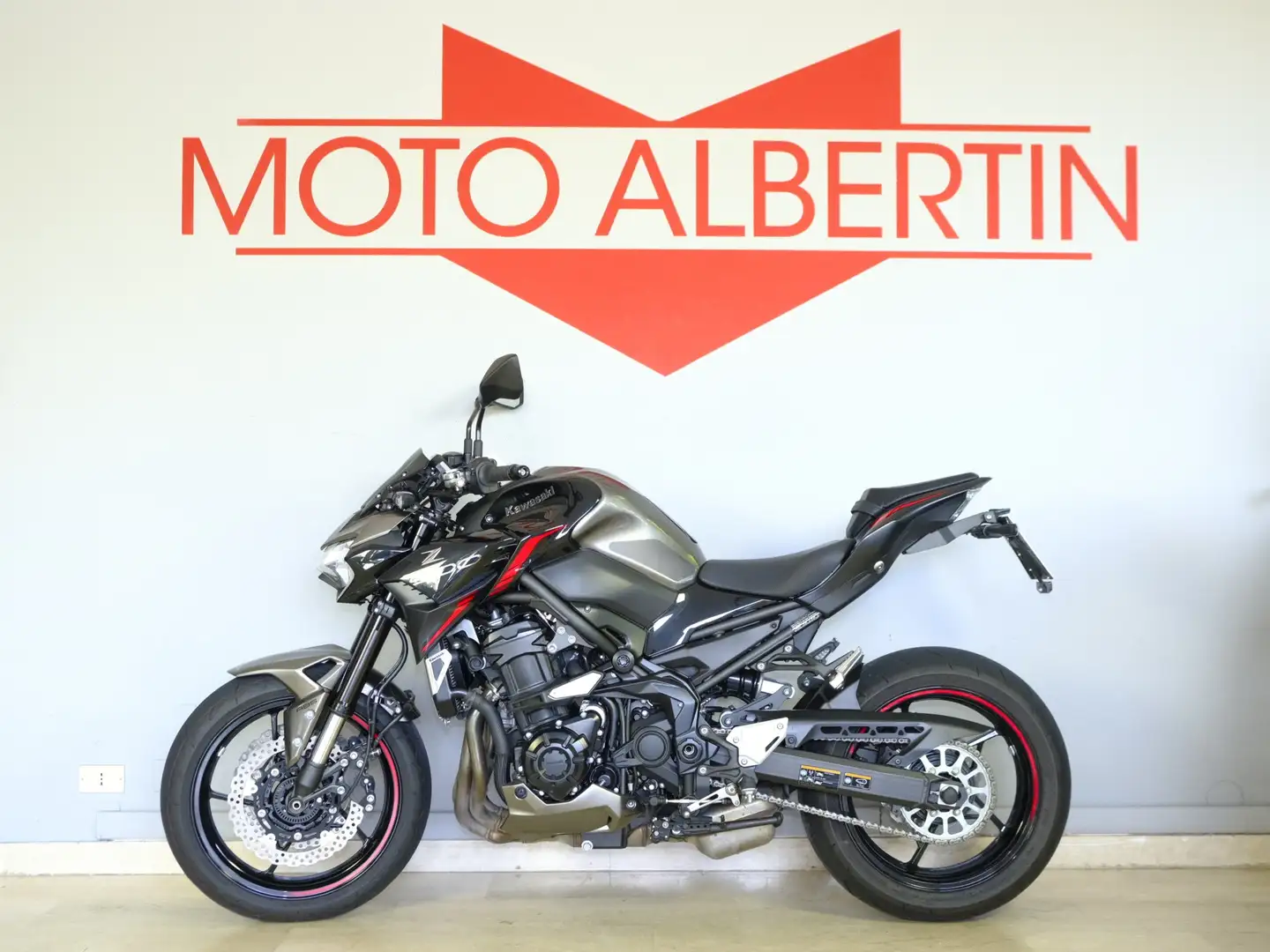 Kawasaki Z 900 125 cv ABS Grigio - 2