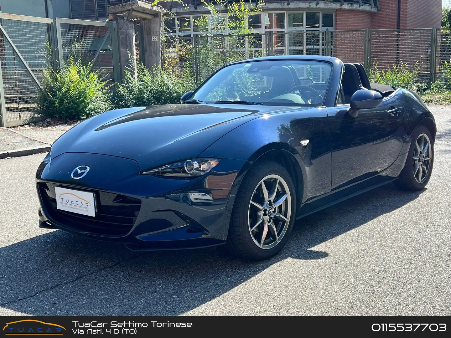 Mazda MX-5 Exclusive Line 1.5 SkyActiv-G 132 Bleu - 1