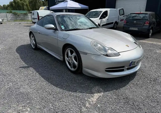 Porsche 911 3.4 CARRERA 2001 -Parfait etat-