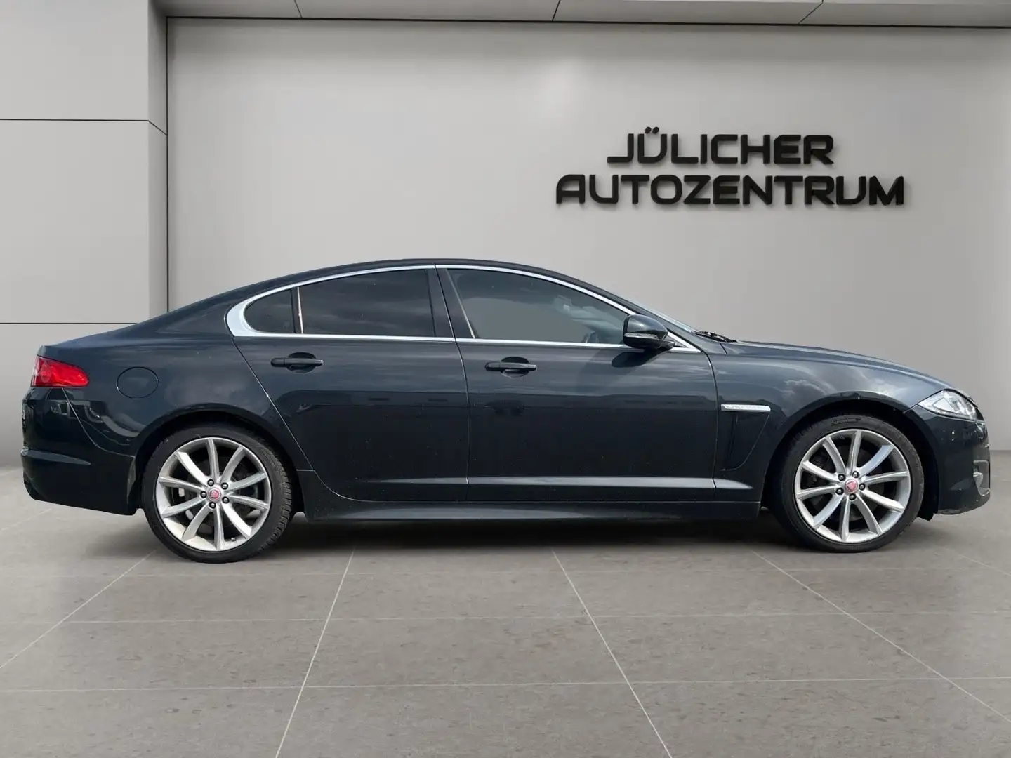 Jaguar XF 3.0 V6 Diesel Aut., Motorschaden Szürke - 2