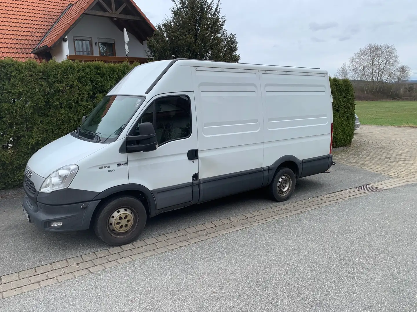 Iveco Daily 35 S 13 Weiß - 2