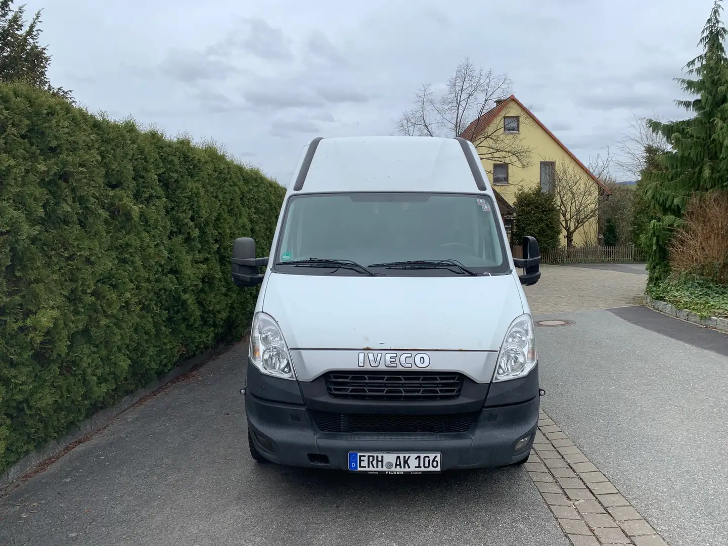 Iveco Daily 35 S 13 Weiß - 1