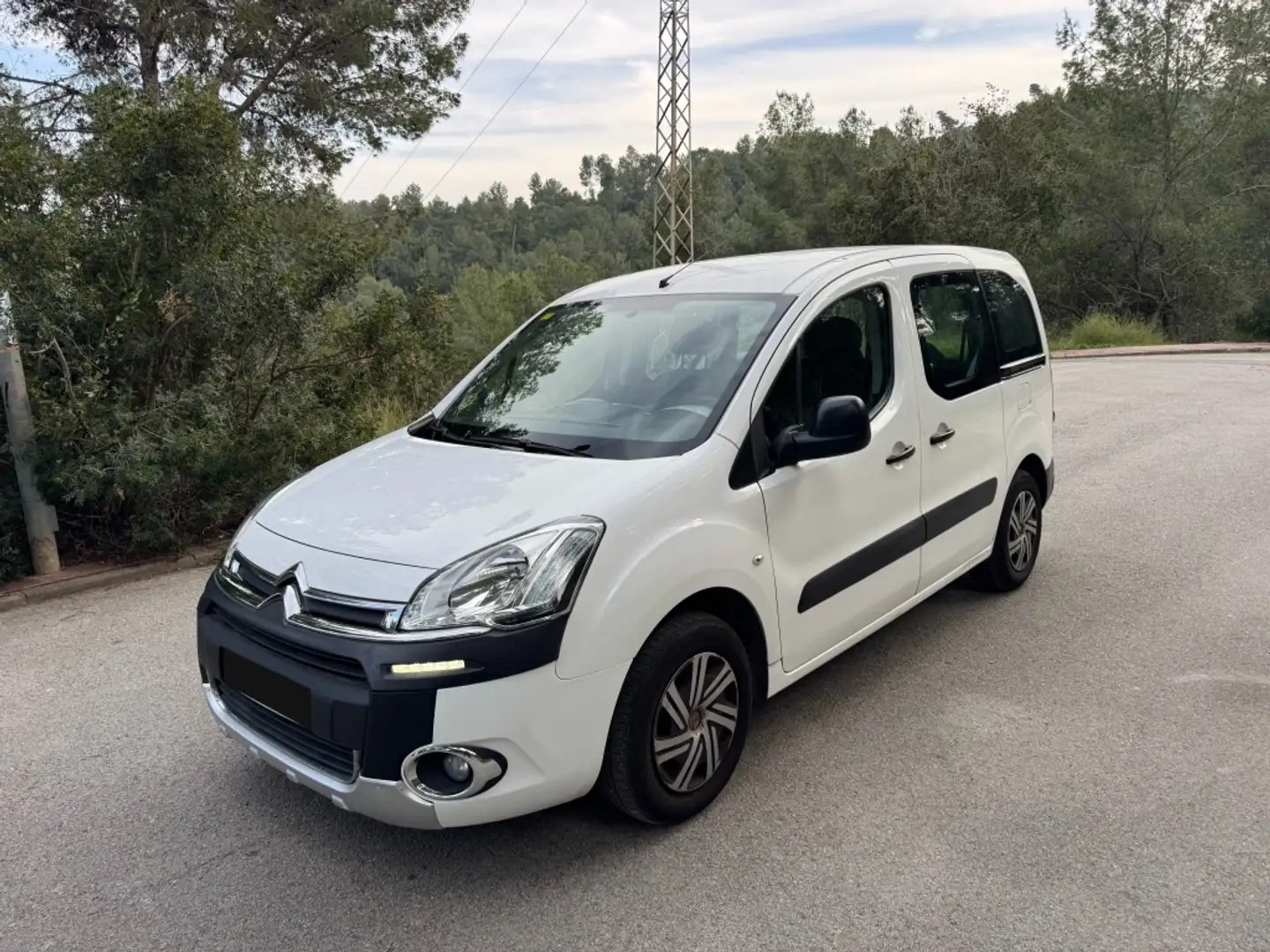 Citroen Berlingo B. Multispace 1.6e-HDi Tonic S&S 90 Blanco - 1