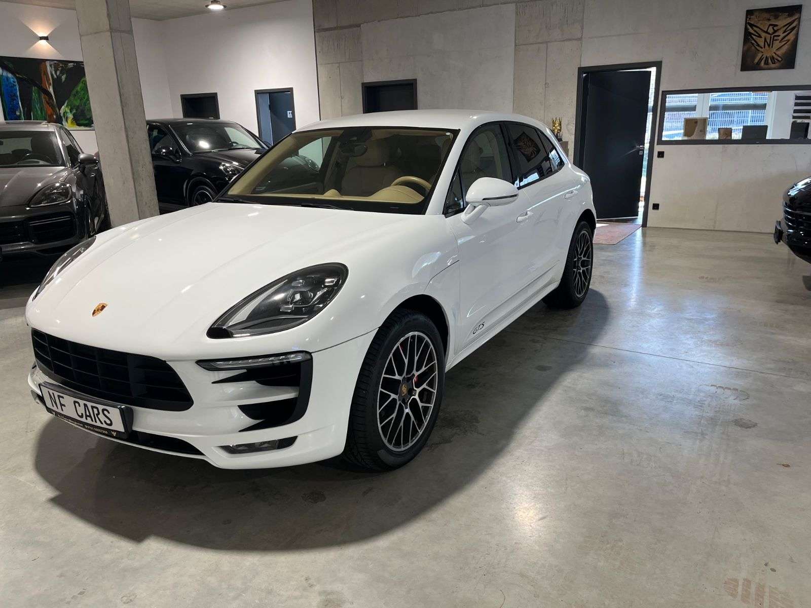 Second hand Porsche Macan 
