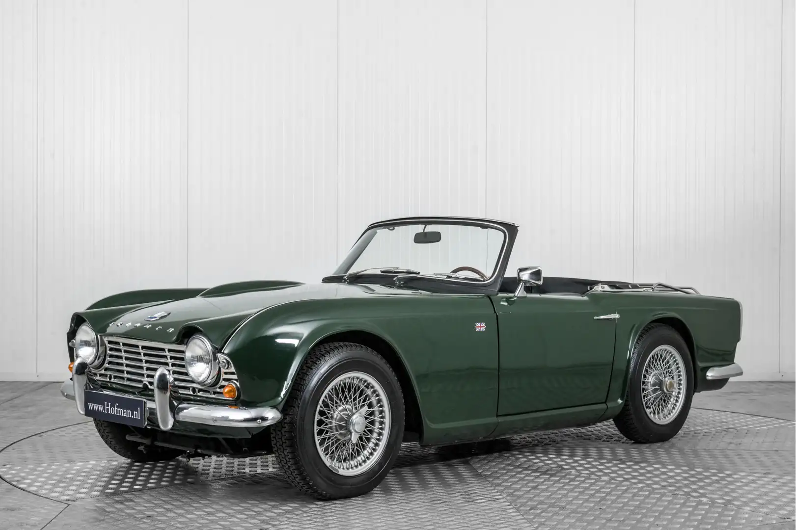 Triumph TR4 . Verde - 1