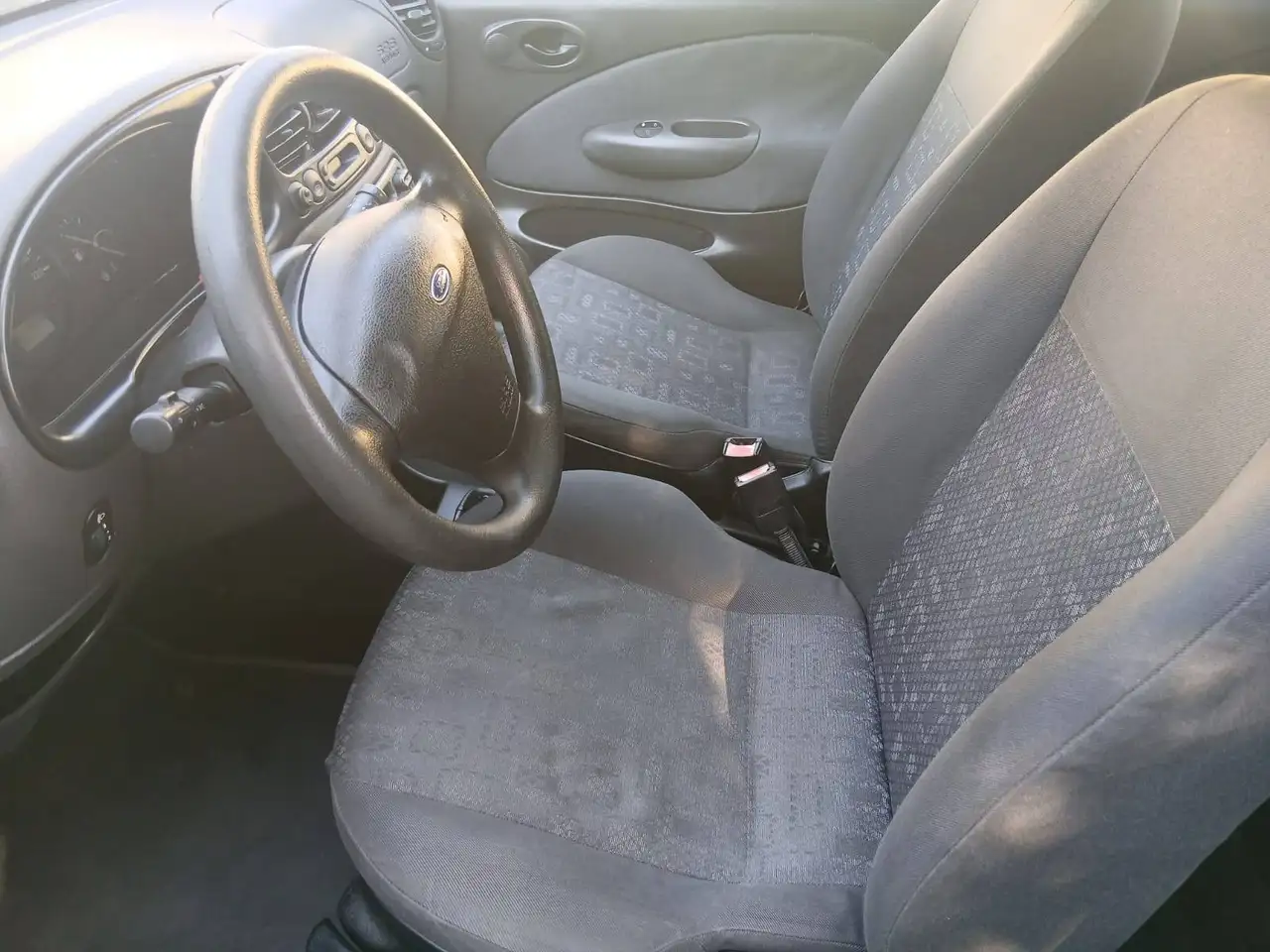 Ford Fiesta IV 1999 5p 1.2 16v Ambiente, foto 6