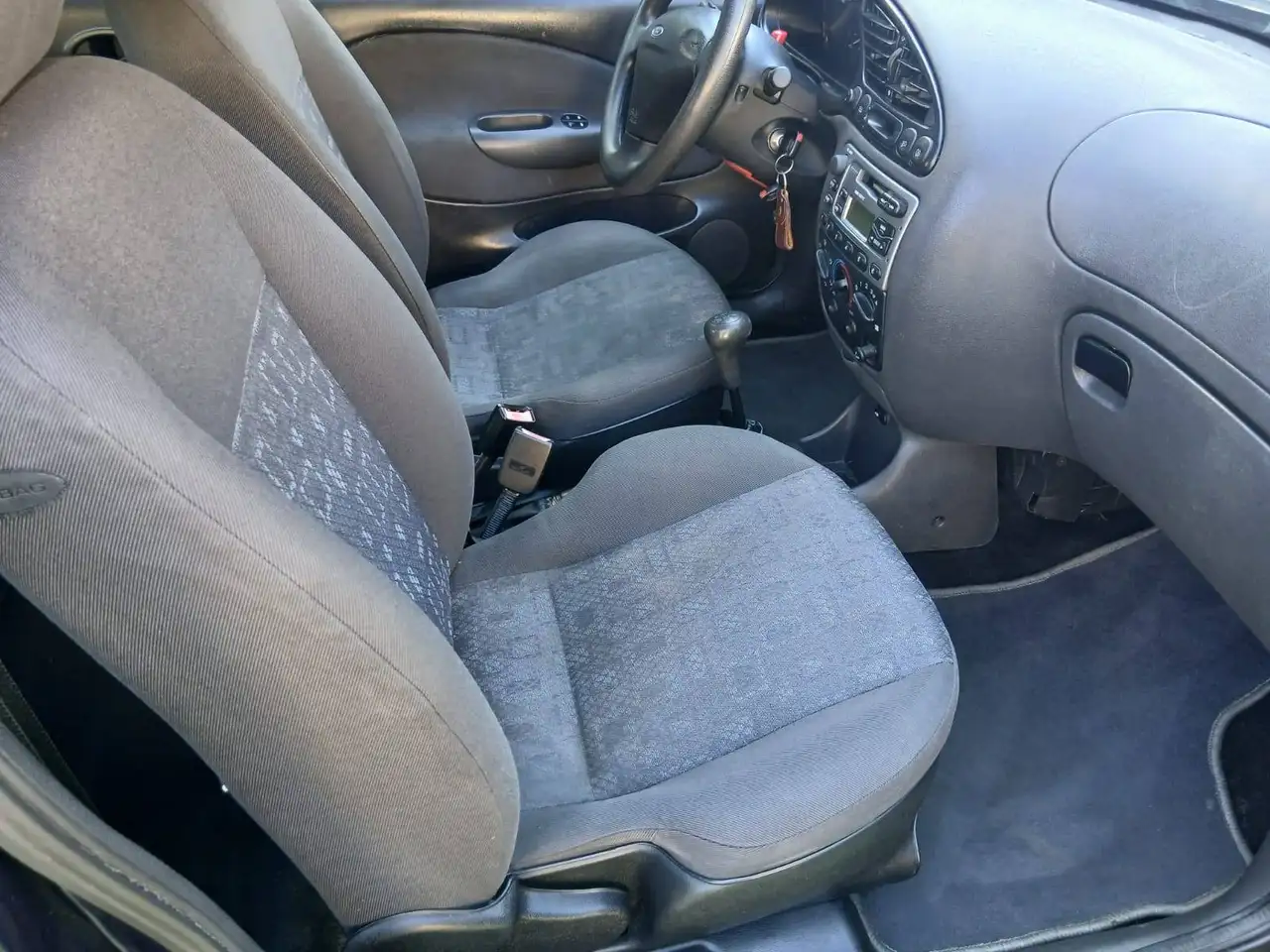Ford Fiesta IV 1999 5p 1.2 16v Ambiente, foto 8