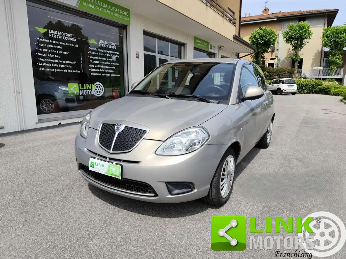Lancia Ypsilon 1.2 E-Collection NEOPATENTATI GARANZIA INCLUSA - 1