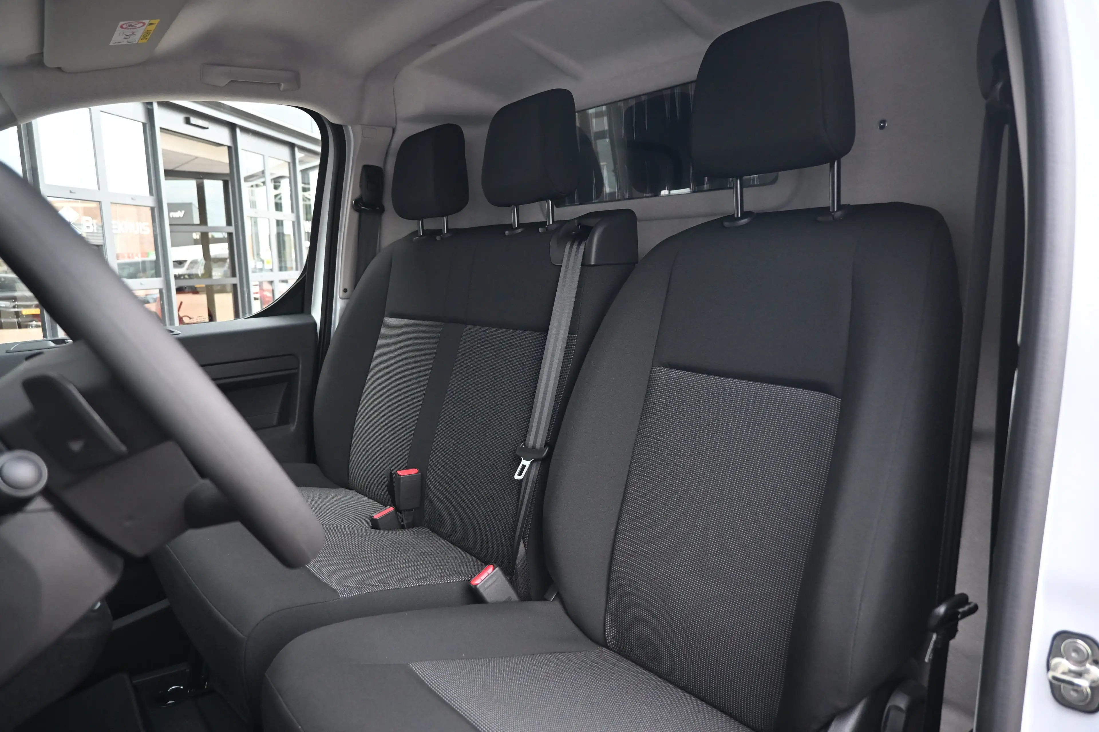Peugeot e-Expert EV L3 75 kWh DEMO-DEAL! Tot 8 Jaar Garantie! | Nav — photo 7