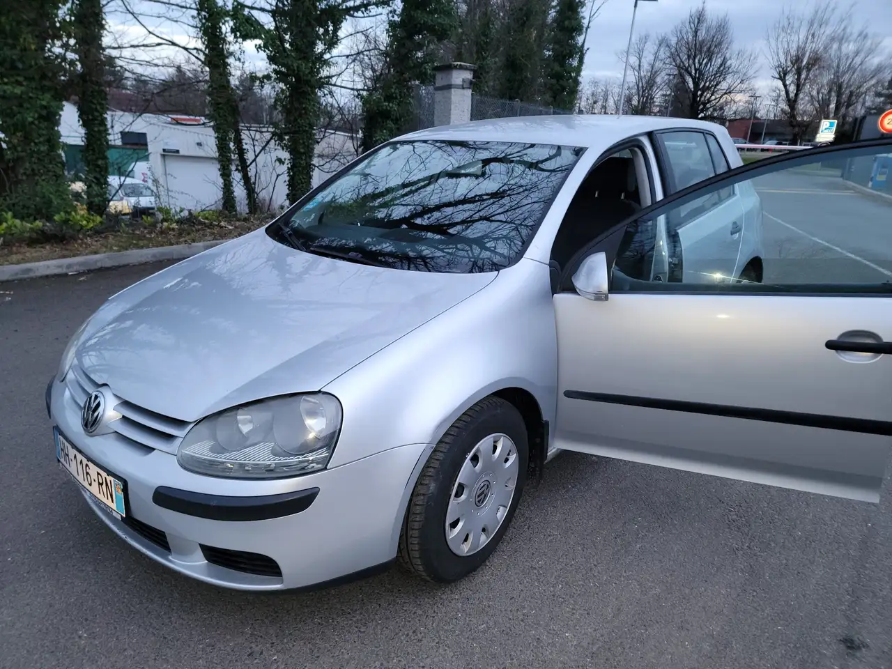 Volkswagen Golf 1.6 16S FSI Trend Tiptronic A