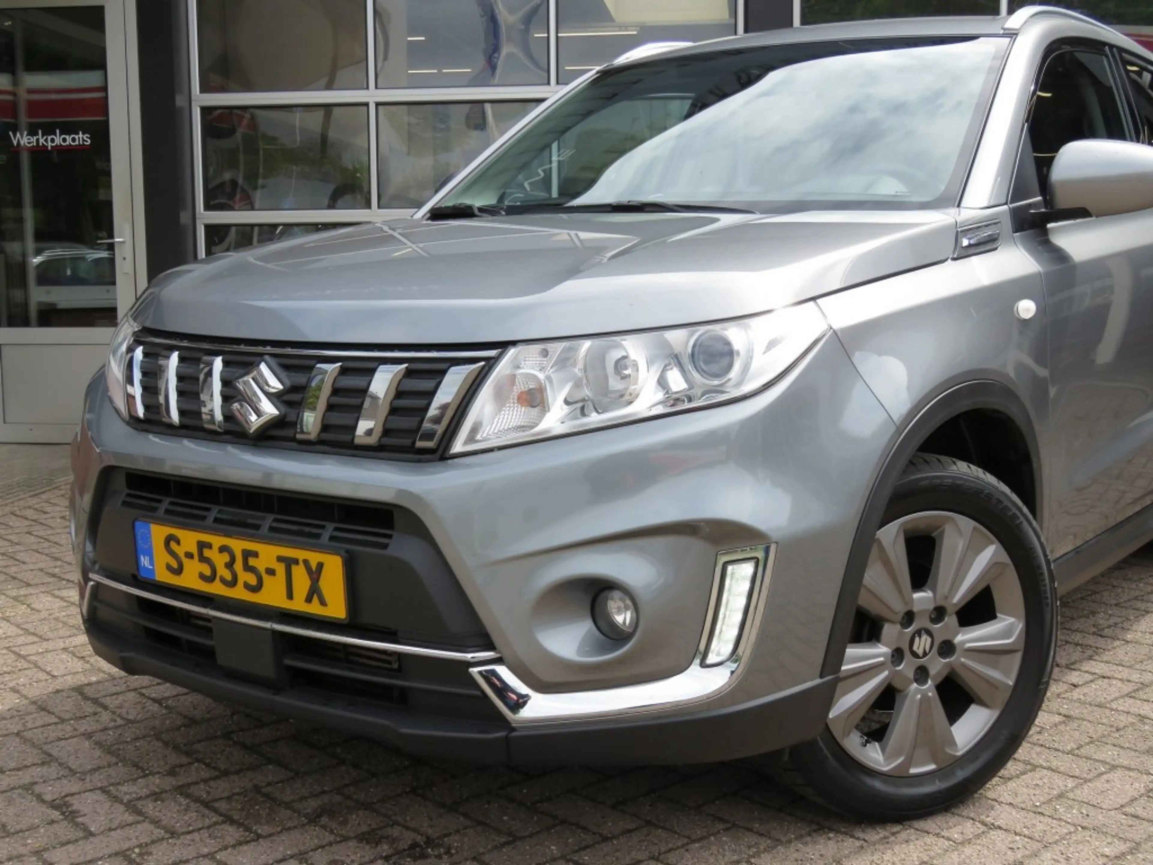 Suzuki Vitara 1.0 Boosterjet SELECT / Camera / Trekhaak / Navi / — photo 6