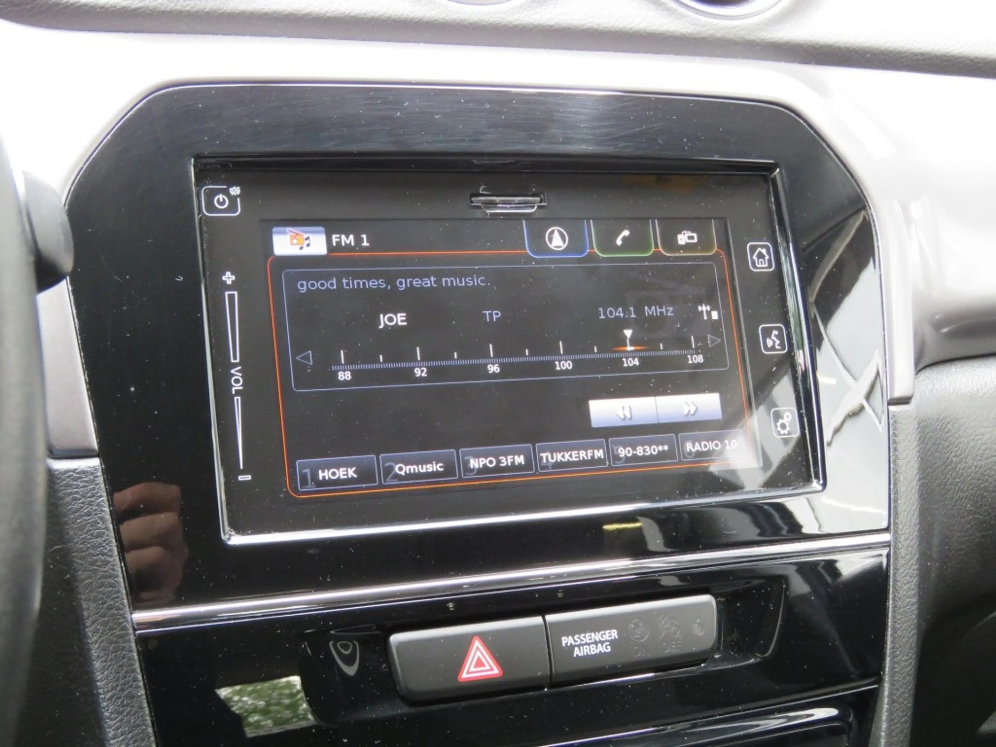 Suzuki Vitara 1.0 Boosterjet SELECT / Camera / Trekhaak / Navi / — photo 33