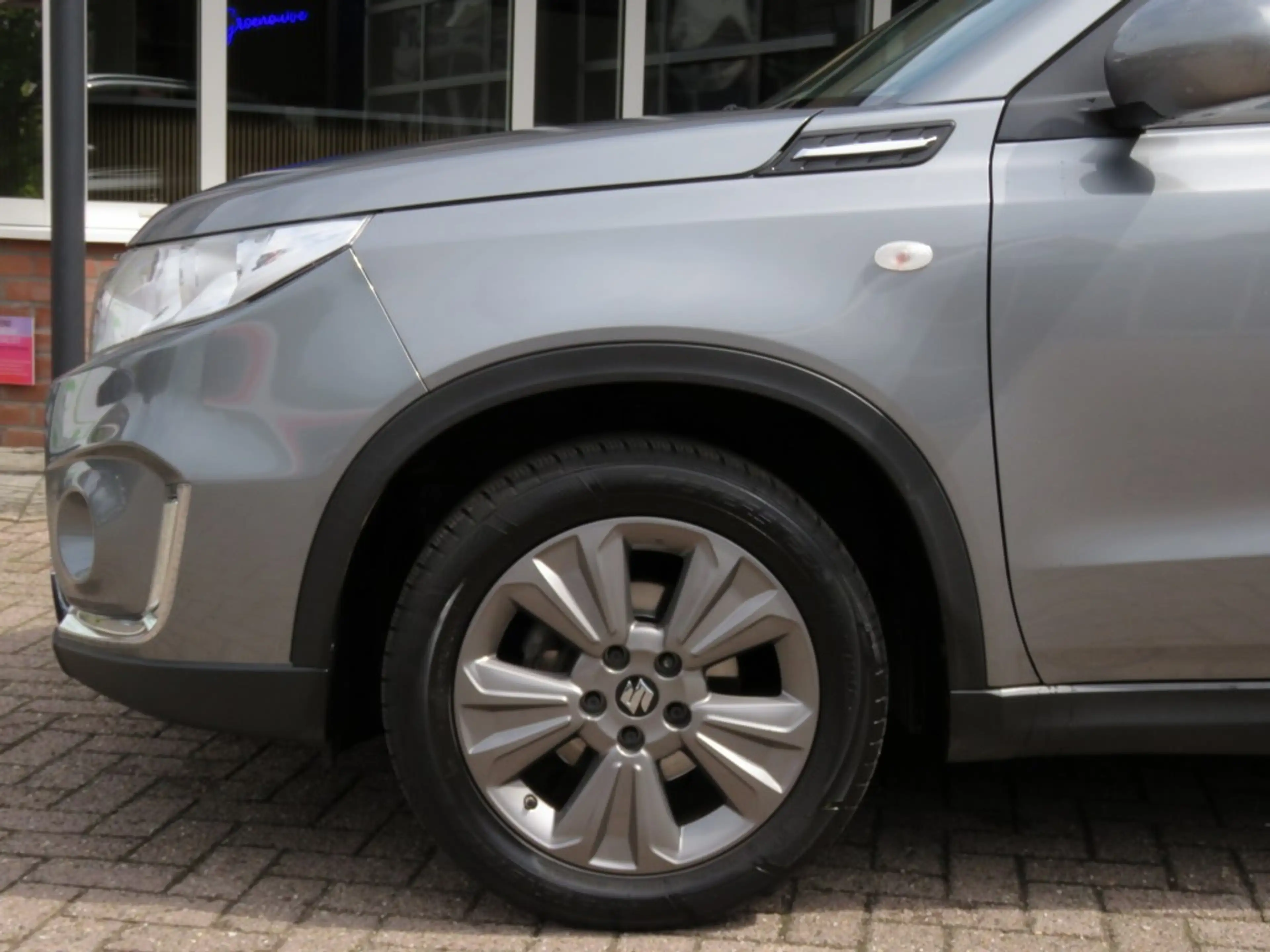 Suzuki Vitara 1.0 Boosterjet SELECT / Camera / Trekhaak / Navi / — photo 16