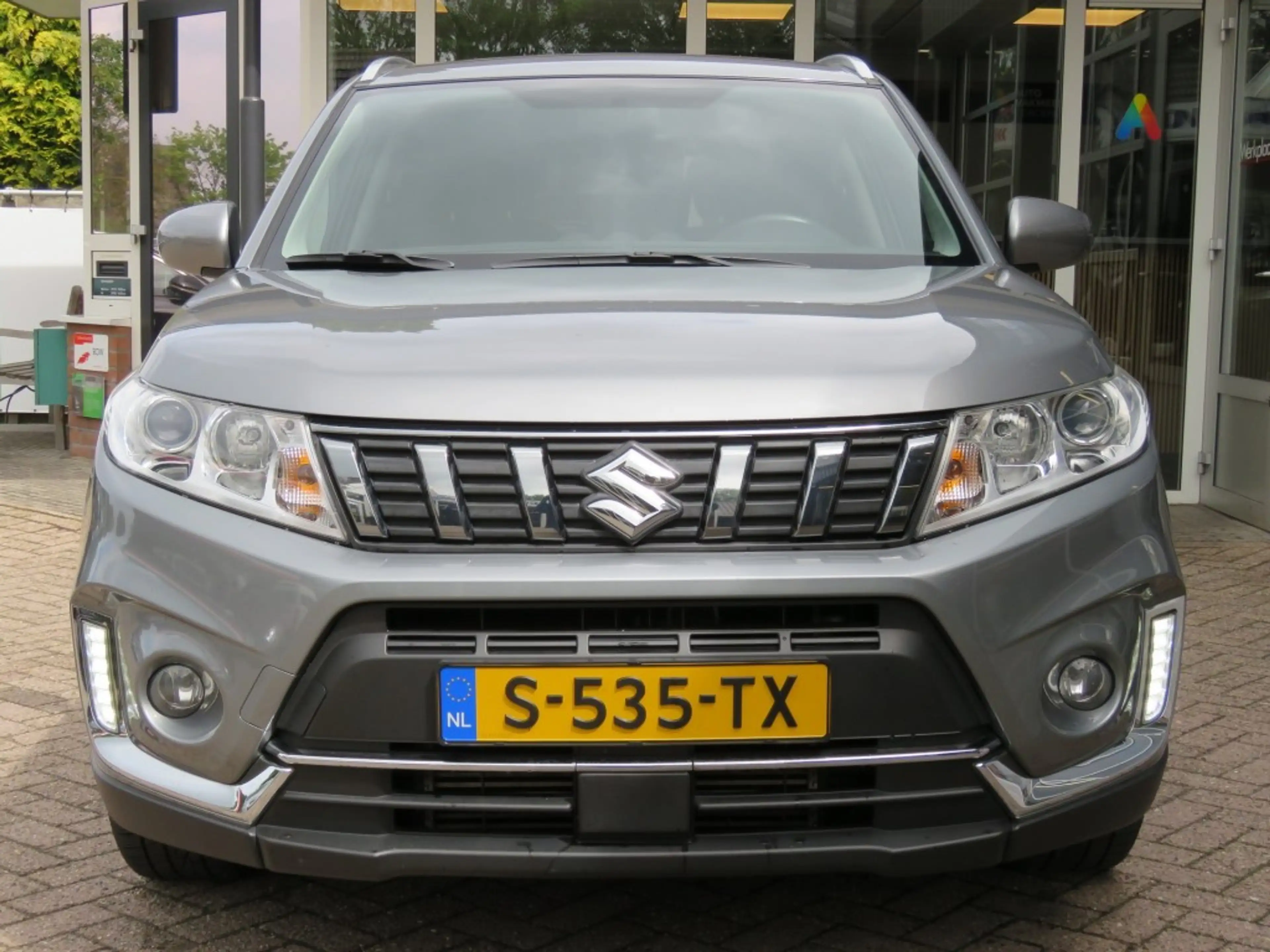 Suzuki Vitara 1.0 Boosterjet SELECT / Camera / Trekhaak / Navi / — photo 48