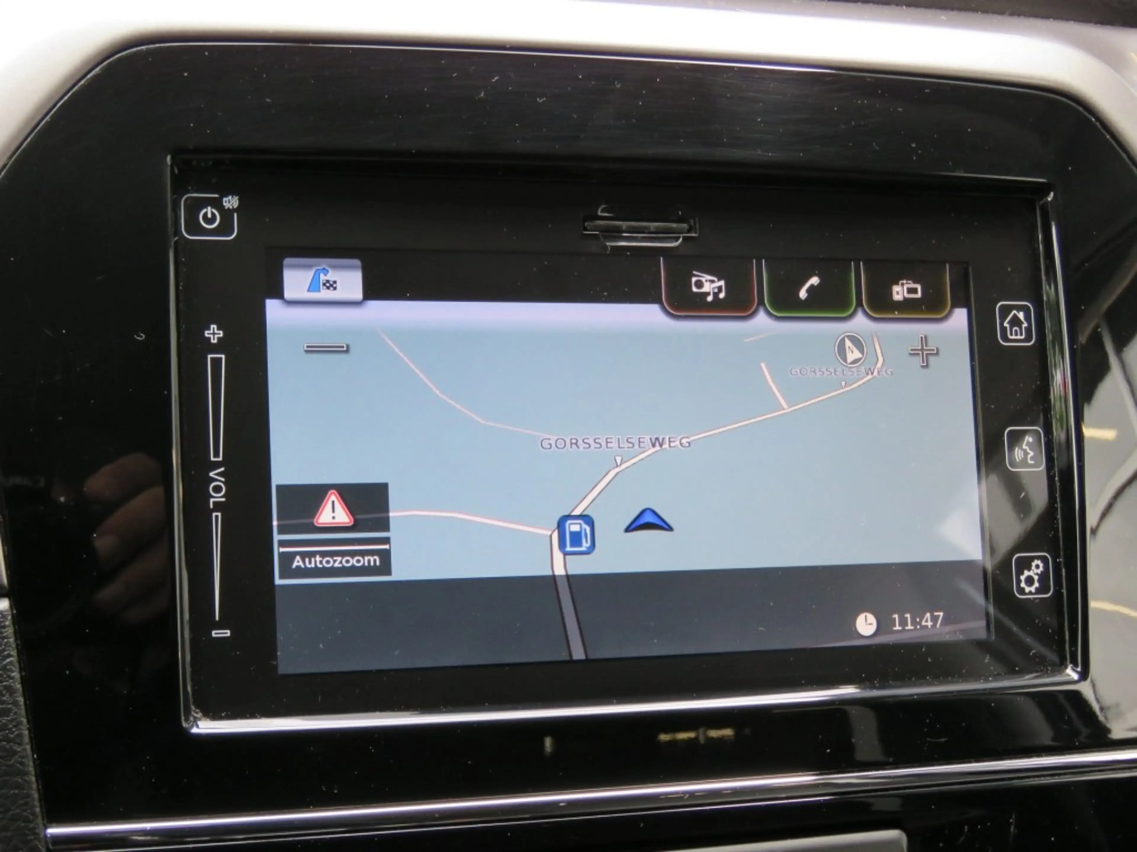 Suzuki Vitara 1.0 Boosterjet SELECT / Camera / Trekhaak / Navi / — photo 35