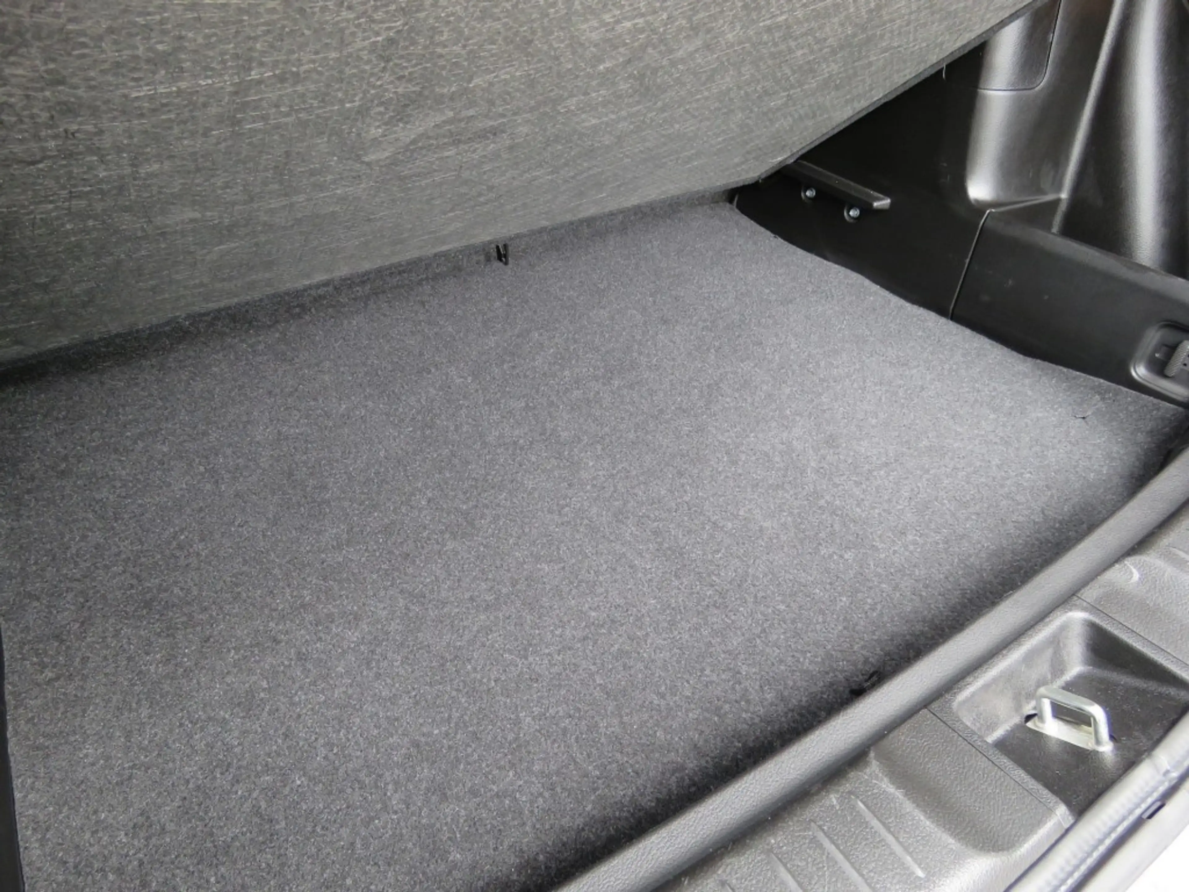 Suzuki Vitara 1.0 Boosterjet SELECT / Camera / Trekhaak / Navi / — photo 26
