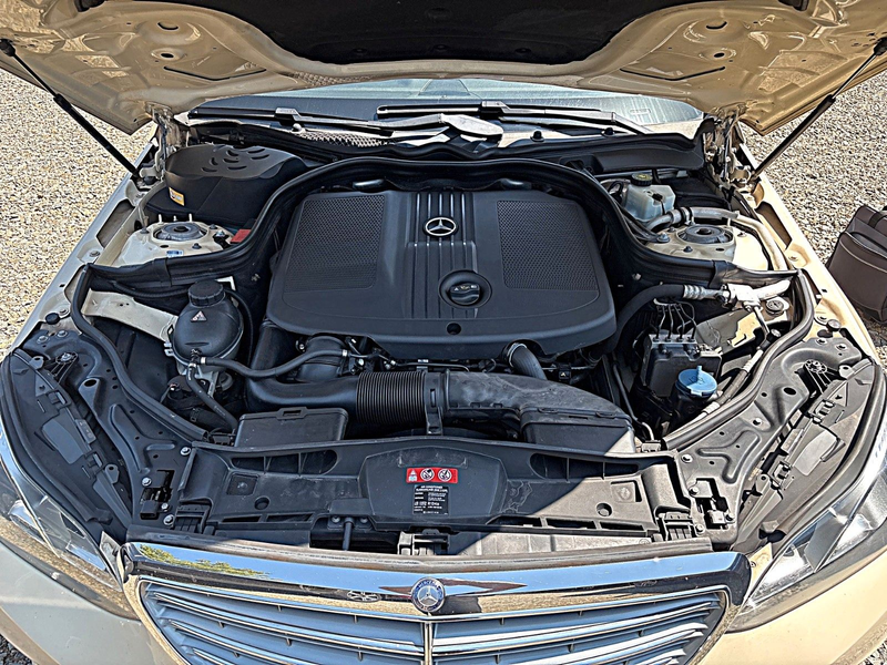 Mercedes-Benz E 200 E T-Modell*AUTOMATIK*NAVI*KLIMA*19%MwSt* — photo 12