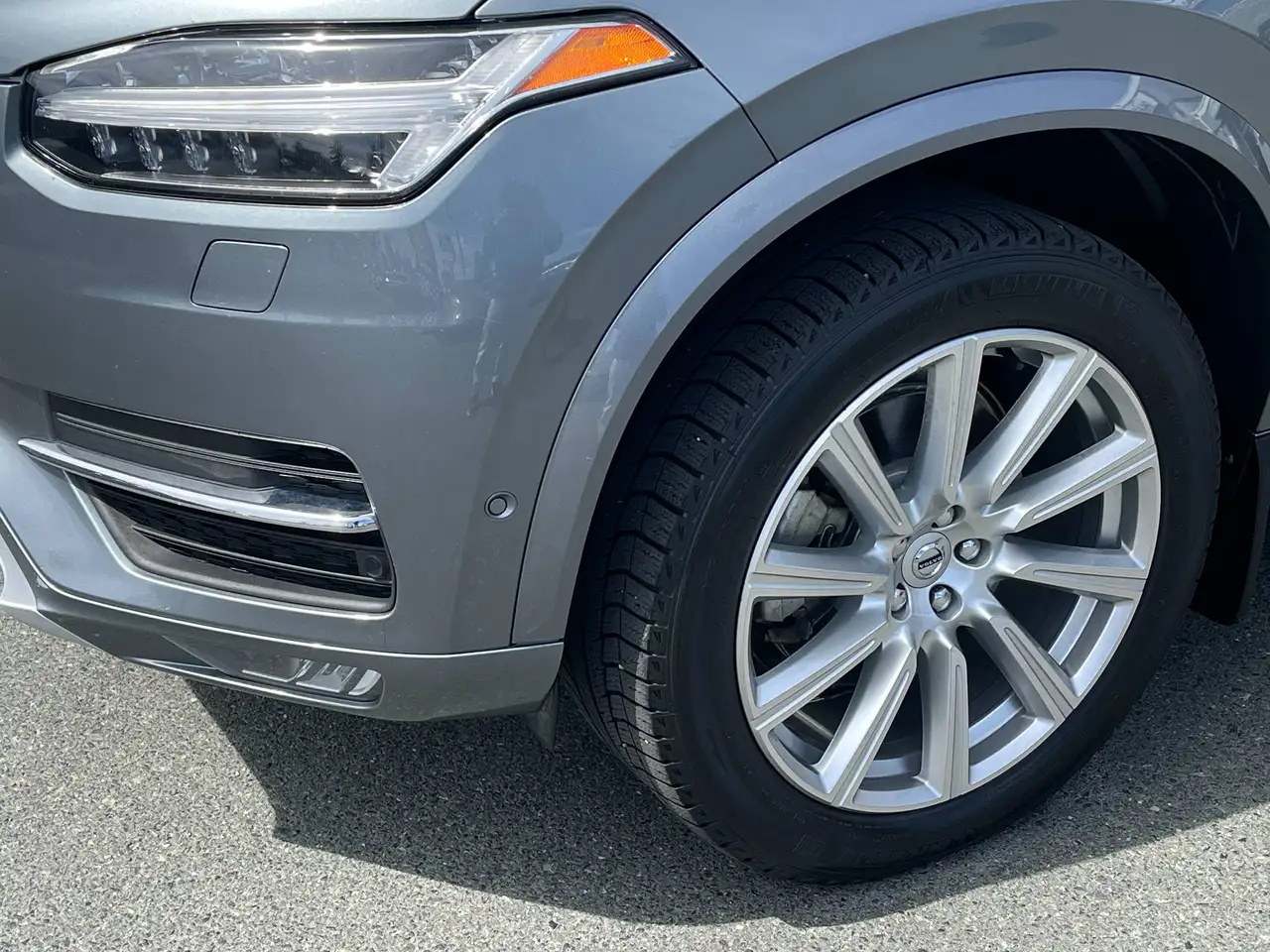 Volvo XC90 снимка Volvo XC90