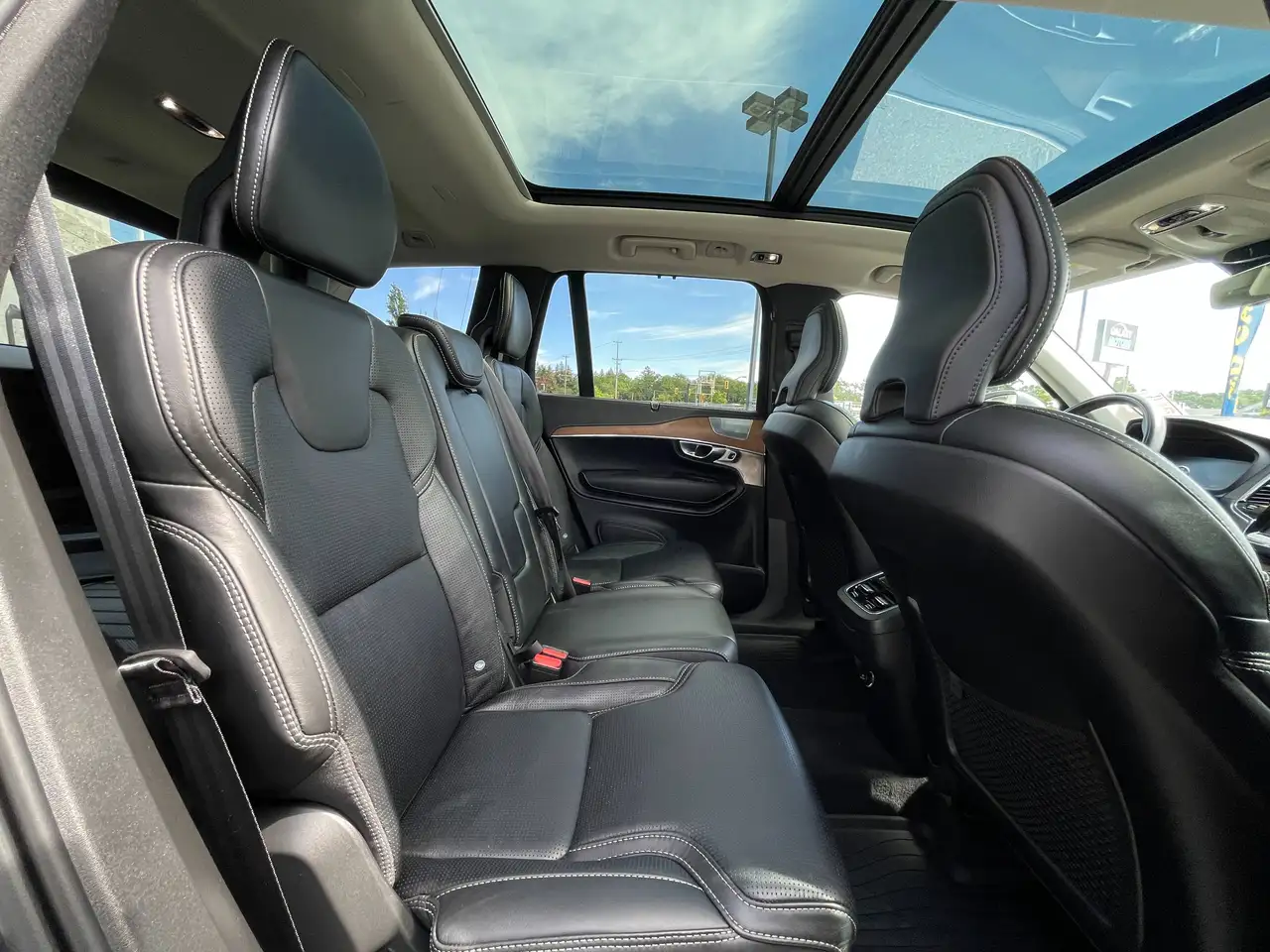 Volvo XC90 снимка Volvo XC90
