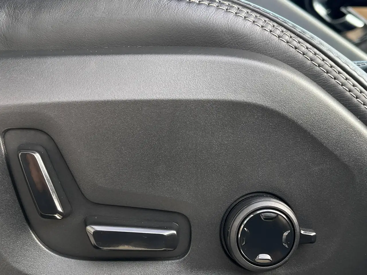 Volvo XC90 снимка Volvo XC90