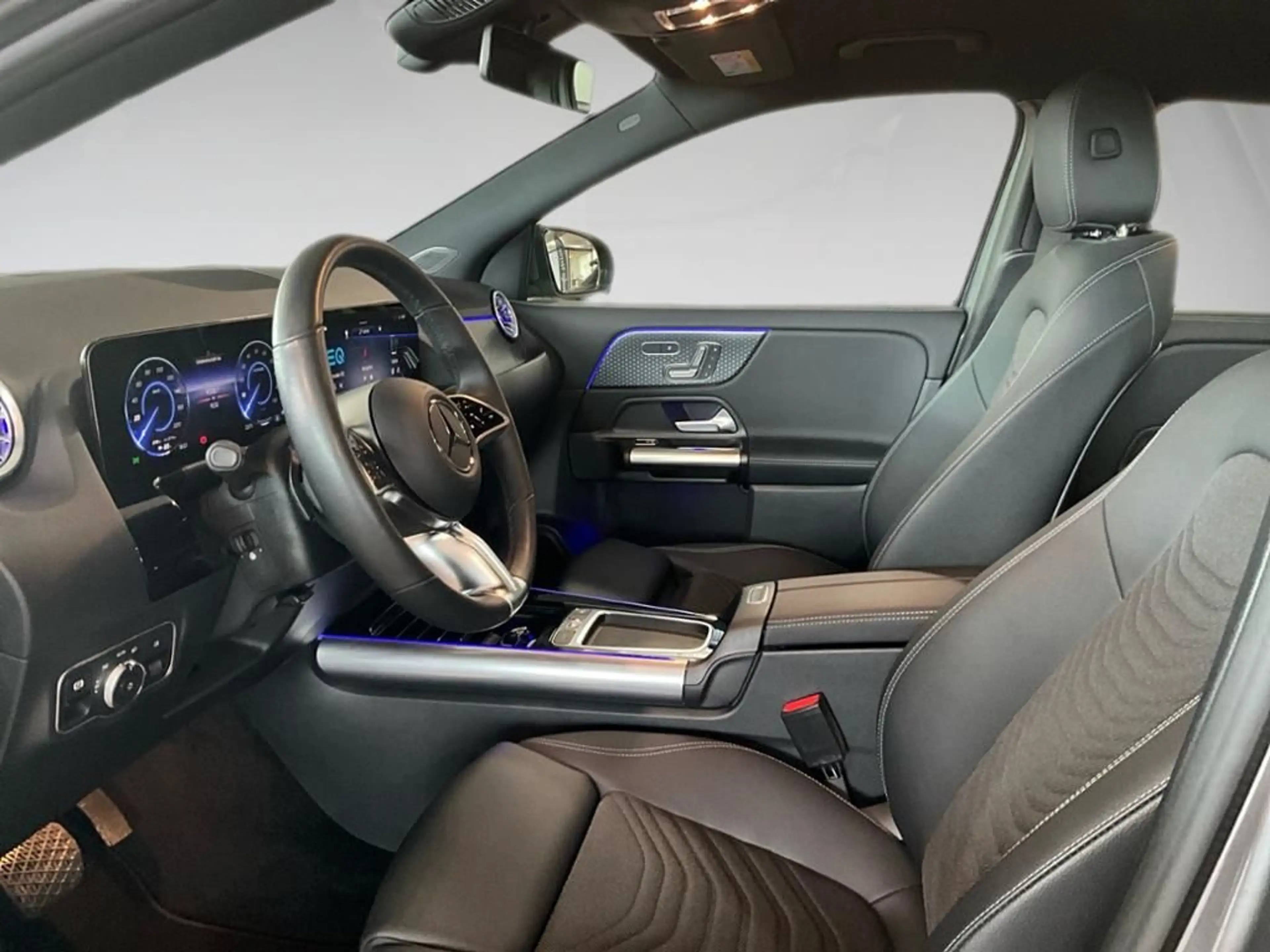 Mercedes-Benz EQA 250+ 360 AUT Kam. KlimaA LED Navi PDC SHZ — photo 9
