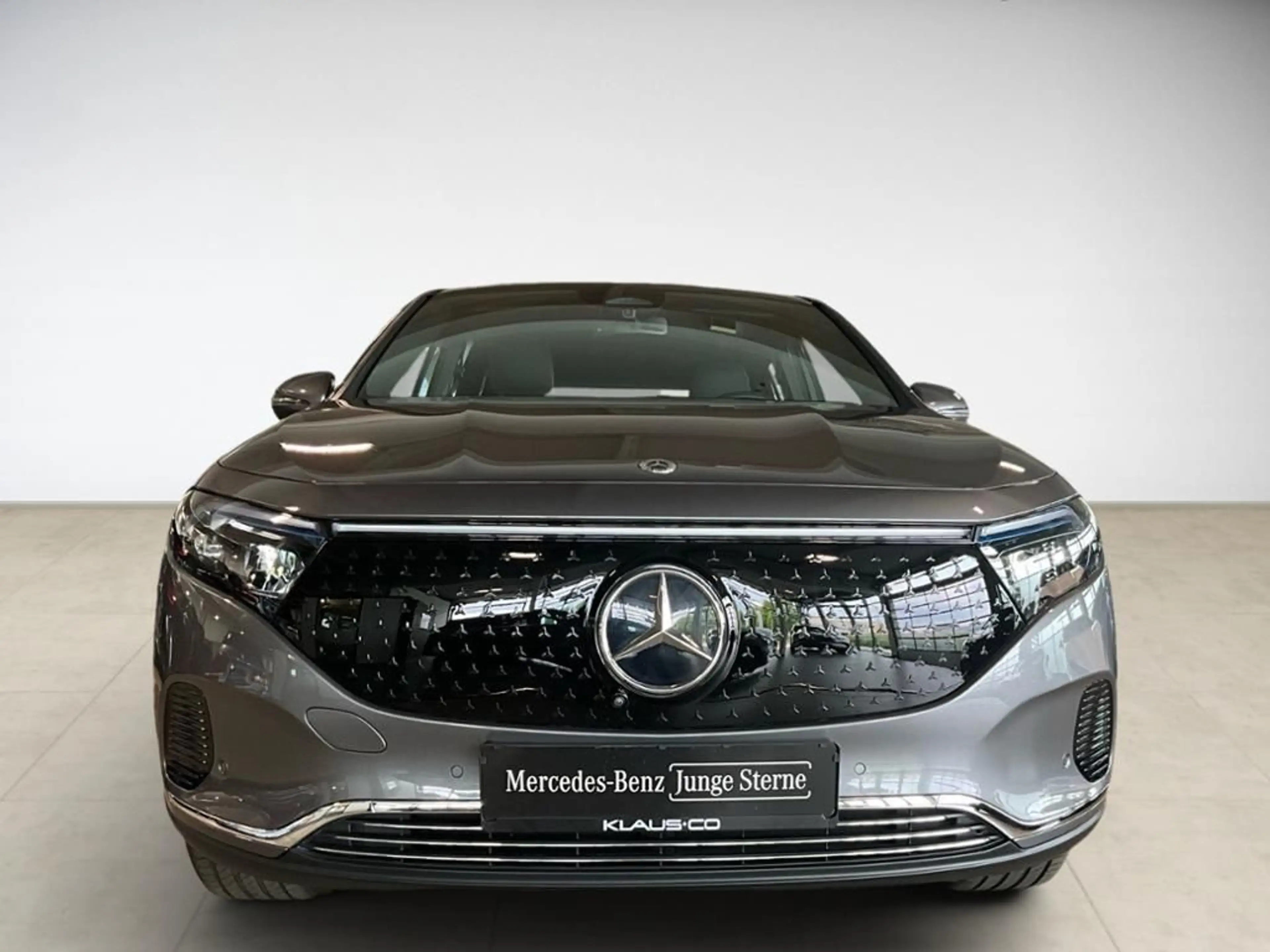 Mercedes-Benz EQA 250+ 360 AUT Kam. KlimaA LED Navi PDC SHZ — photo 2