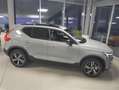 Volvo XC40 B3 Plus Dark Grau - thumbnail 5