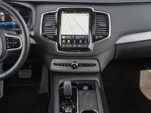 Volvo XC90 view 12