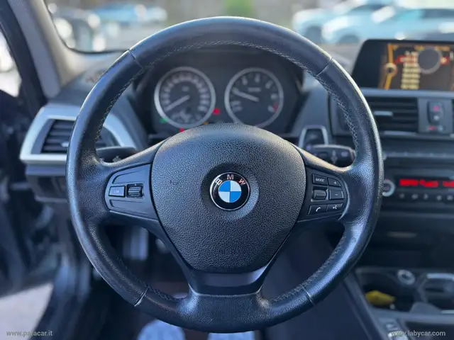 BMW 1 Series view 6