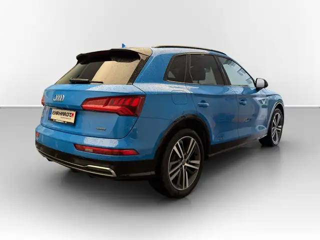 Audi Q5 view 6