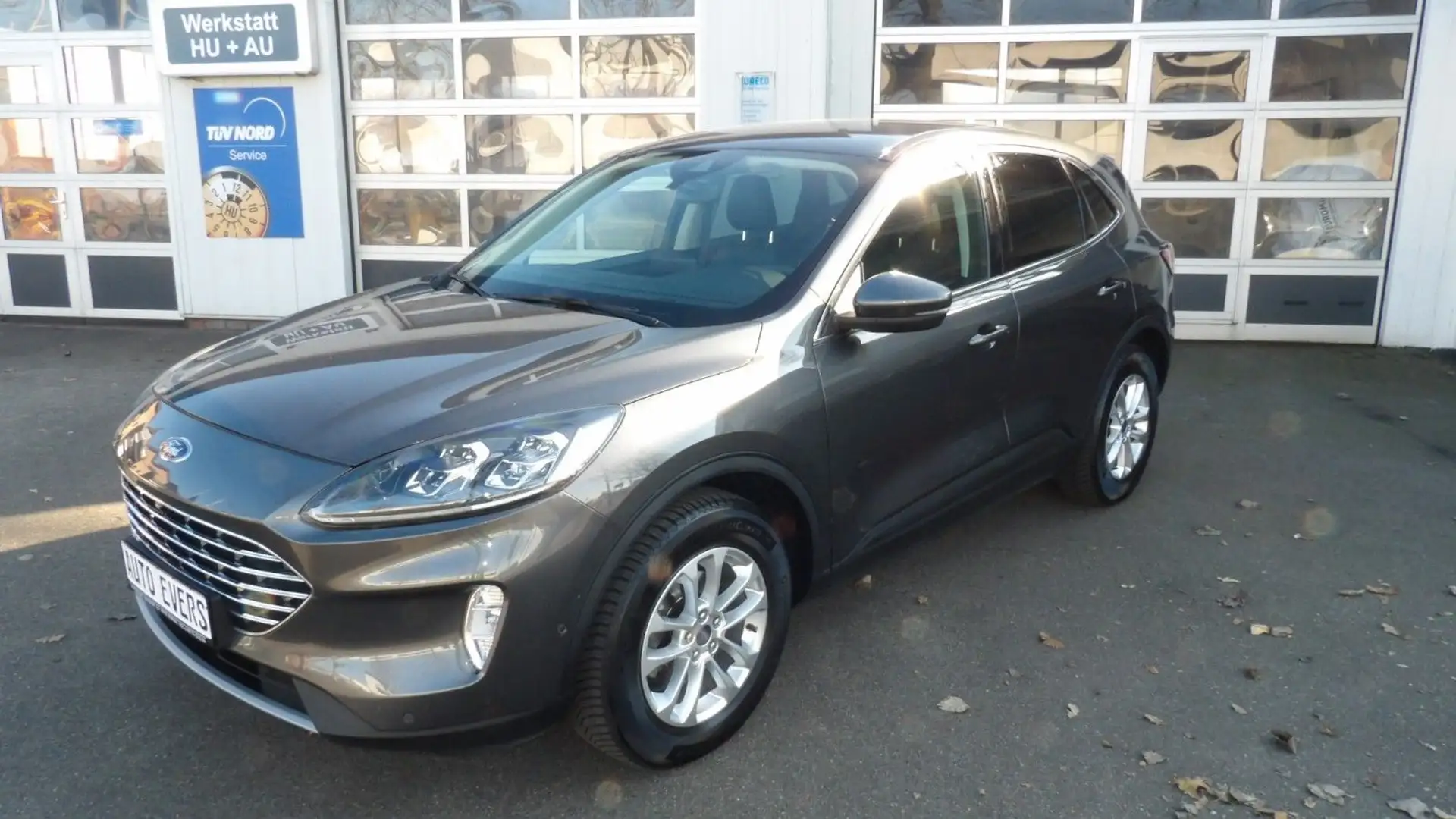 Ford Kuga Hybrid Titanium X*Navi*AHK*SHZ* Gris - 1