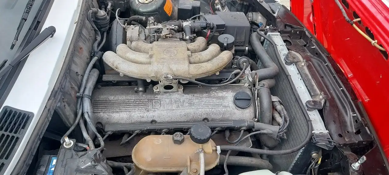 BMW 323i, foto 7