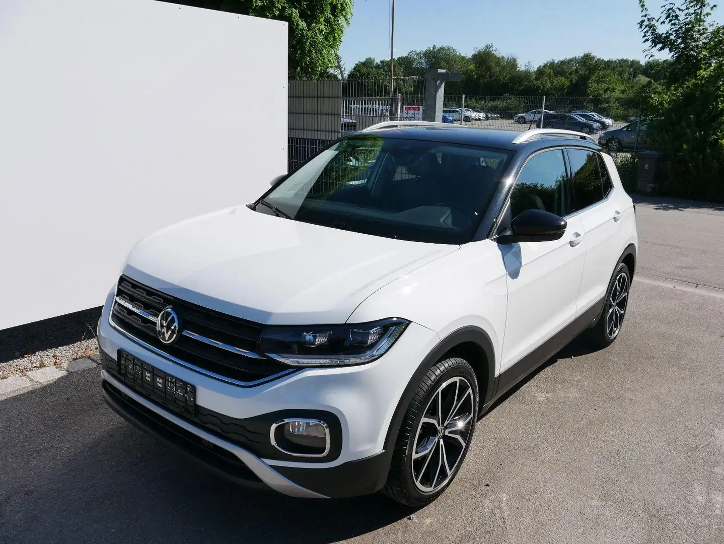 Volkswagen T-Cross 1.0 TSI STYLE * ACC * DESIGN-& WINTERPAKET * LED * Weiß - 1