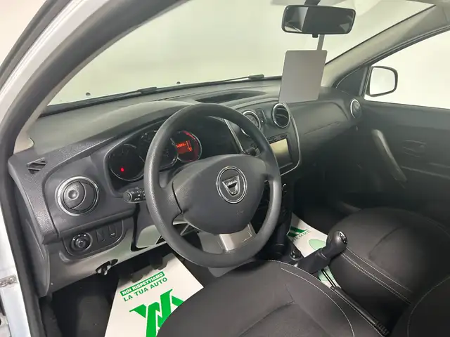Dacia Sandero view 6
