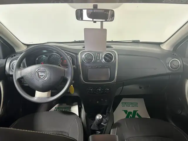 Dacia Sandero view 8