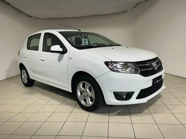 Dacia Sandero view 2