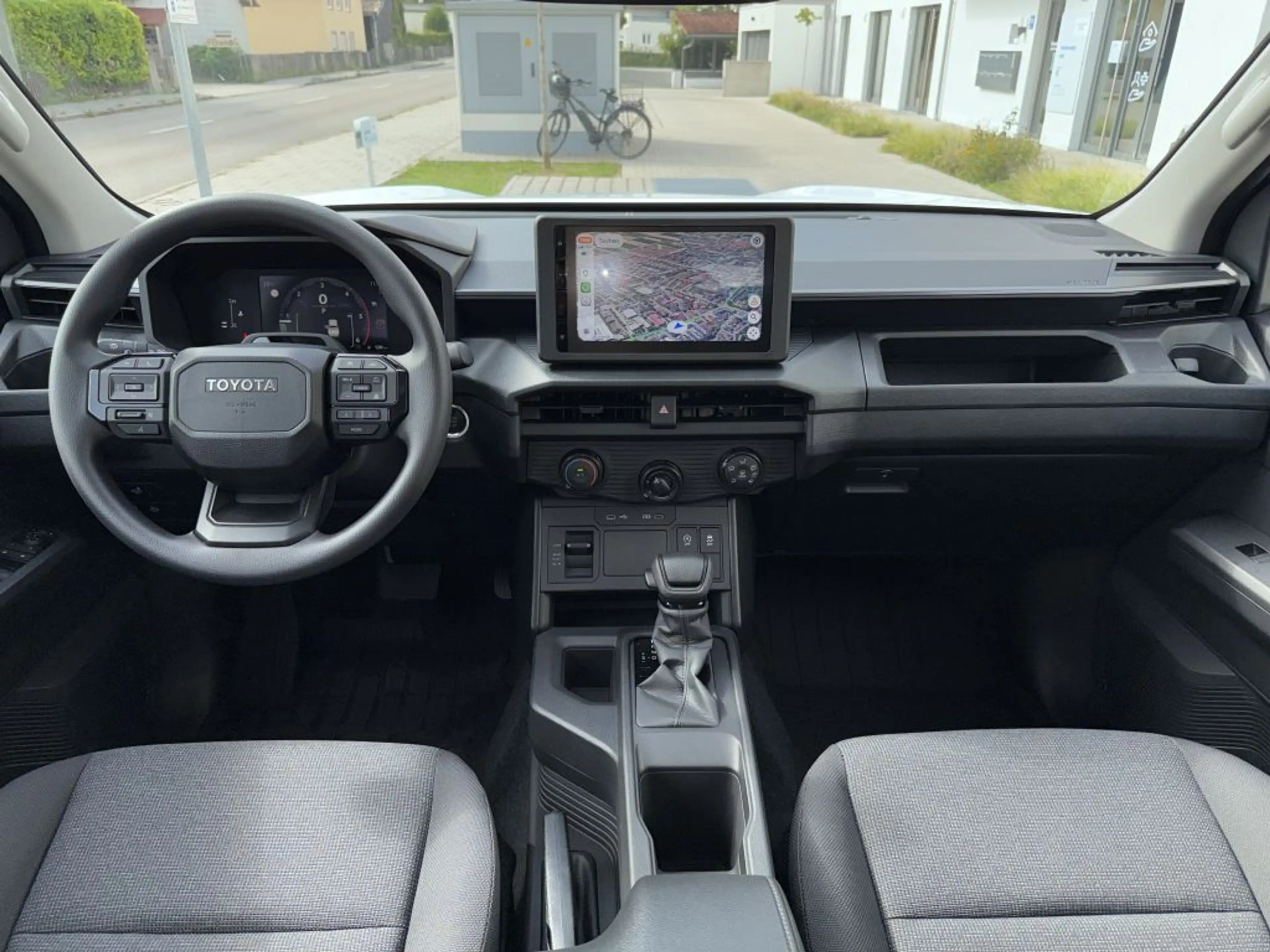 Toyota Hilux 2.8 Mild-Hybrid Duty MY2026,ACC,LED,Kamera — photo 12
