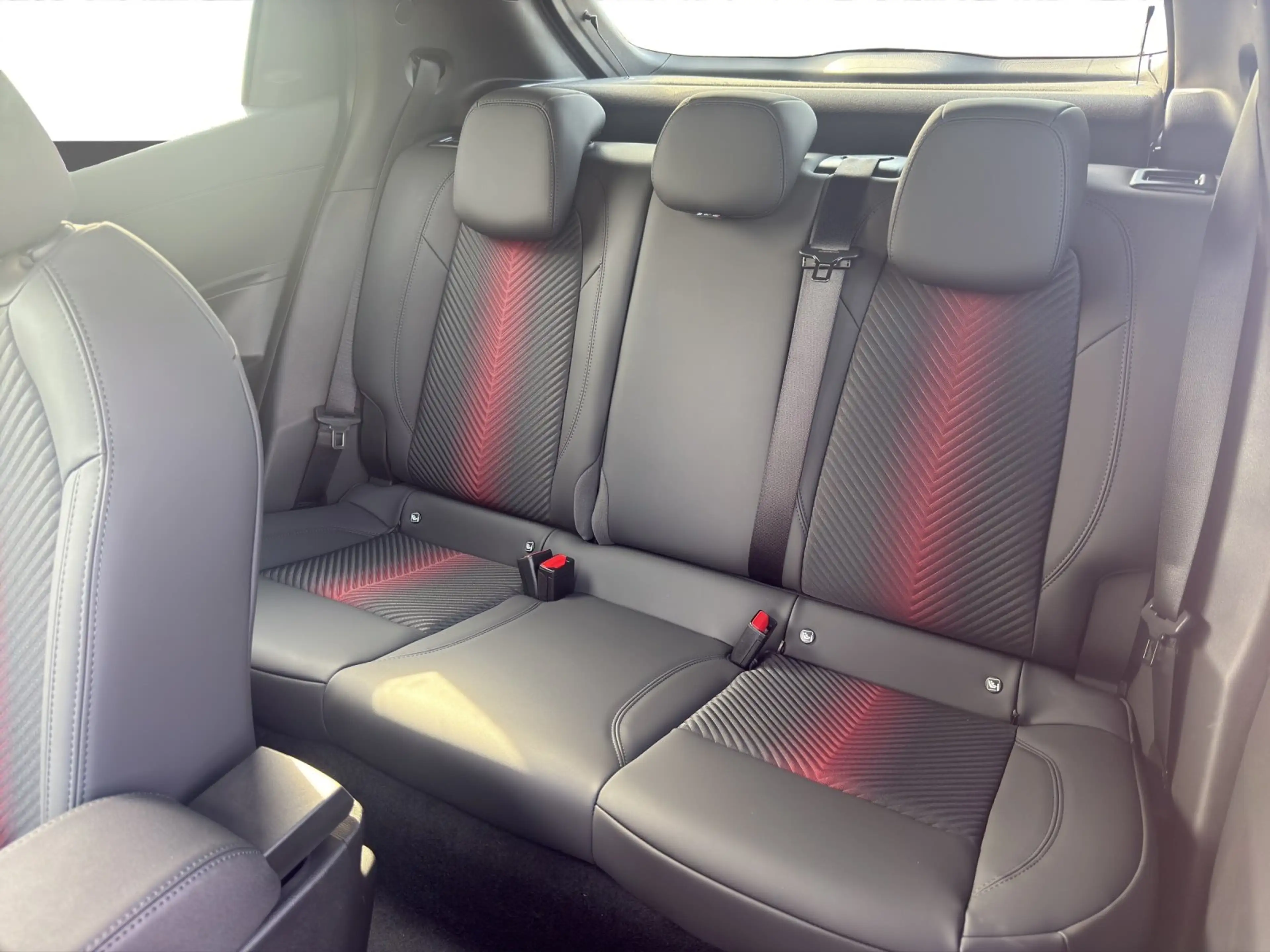 Alfa Romeo Junior Ibrida Ti *18 Zoll ALUFELGEN*TECHNOLOGIE* — photo 14